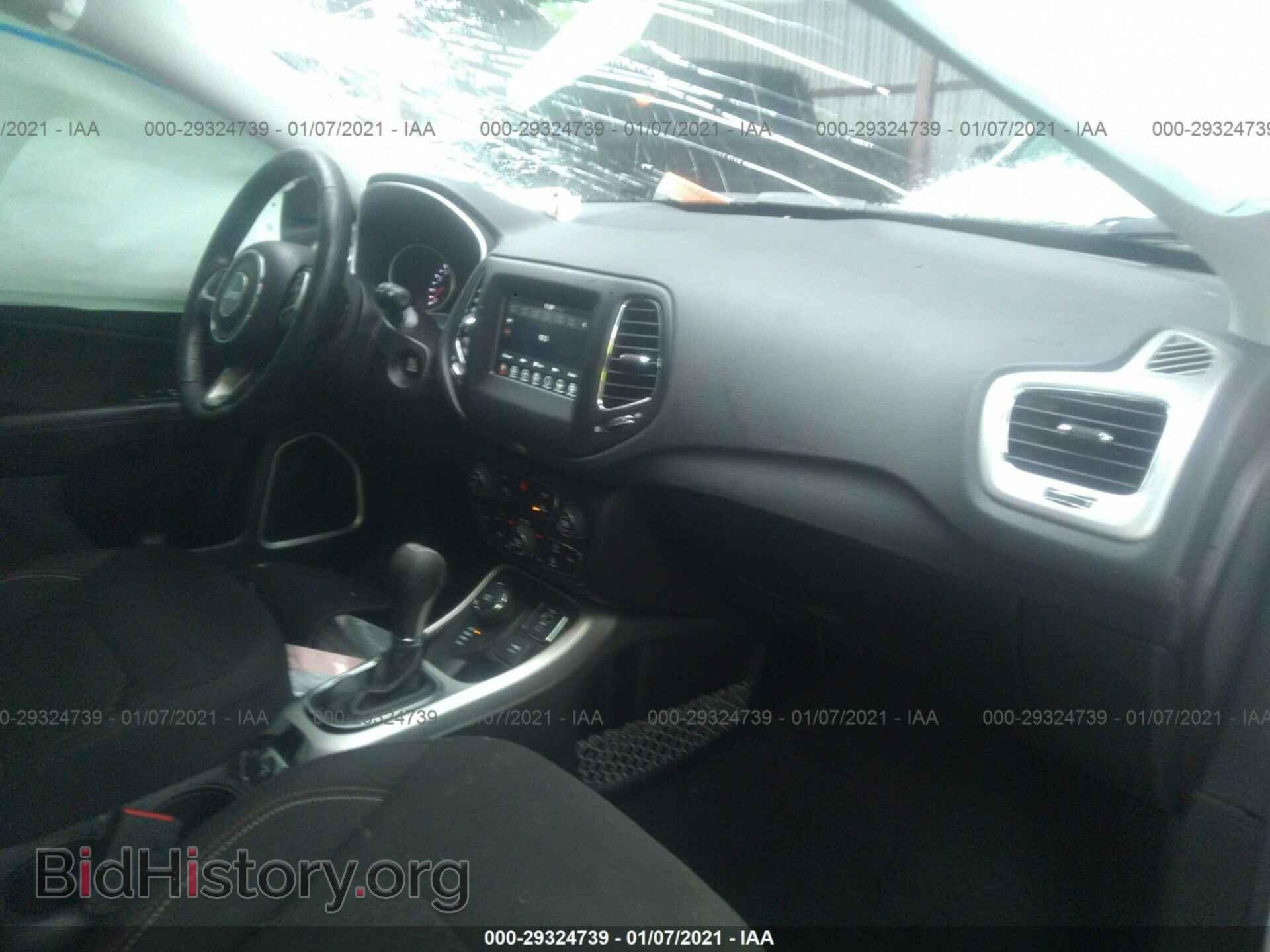 2020 JEEP COMPASS - VIN: 3C4NJDAB9LT158189 - Фото 5