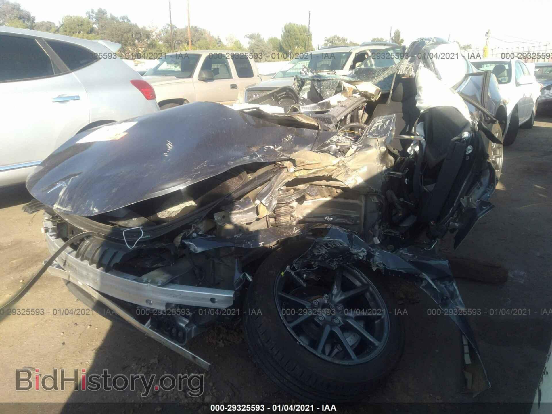 2019 TESLA MODEL 3 - VIN: 5YJ3E1EB4KF453010 - Фото 2