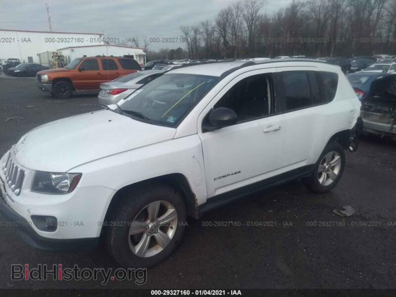 2014 Jeep COMPASS (VIN 1C4NJDBBXED879886) — photo 2 of 11