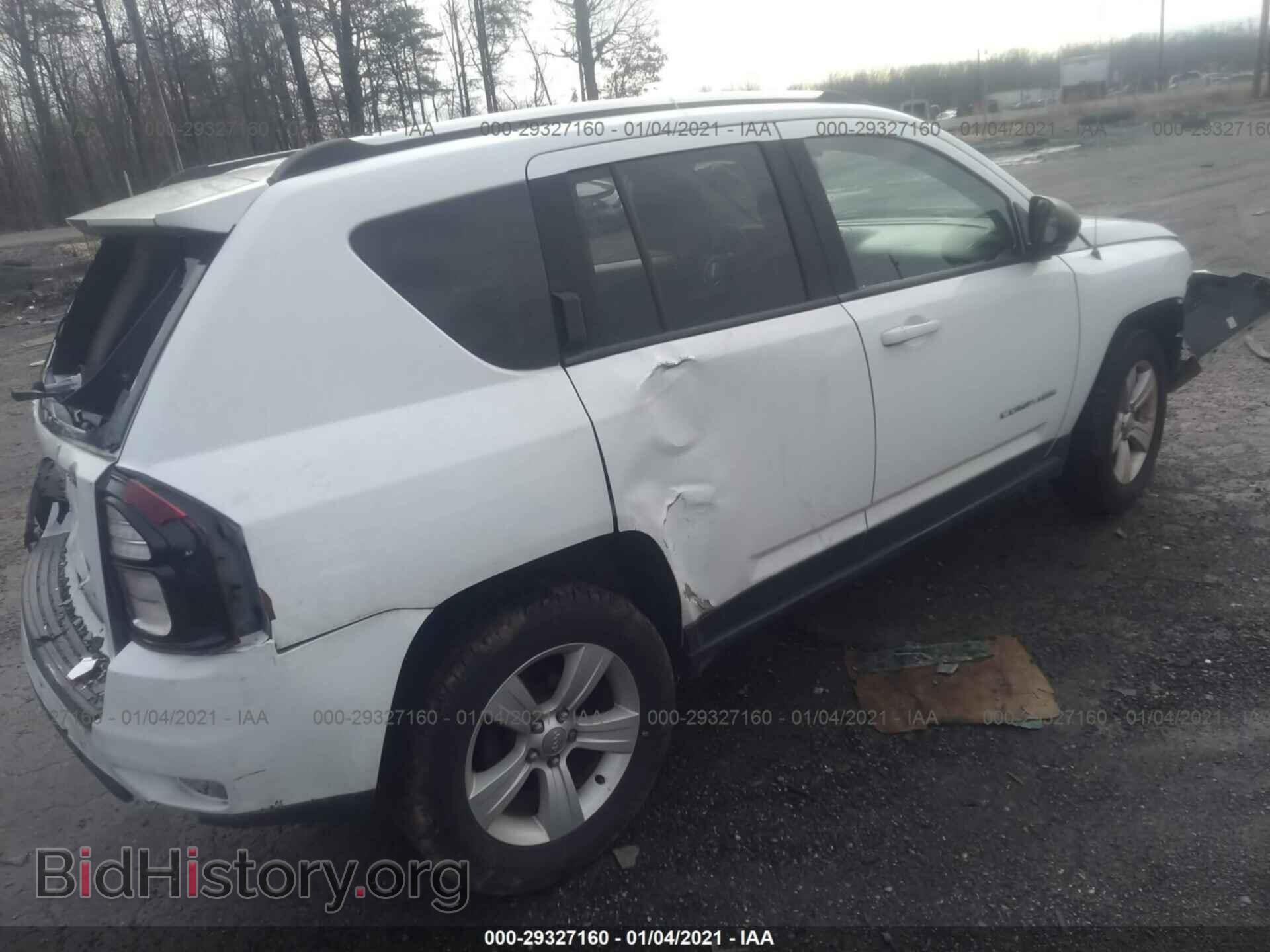2014 JEEP COMPASS - VIN: 1C4NJDBBXED879886 - Фото 4