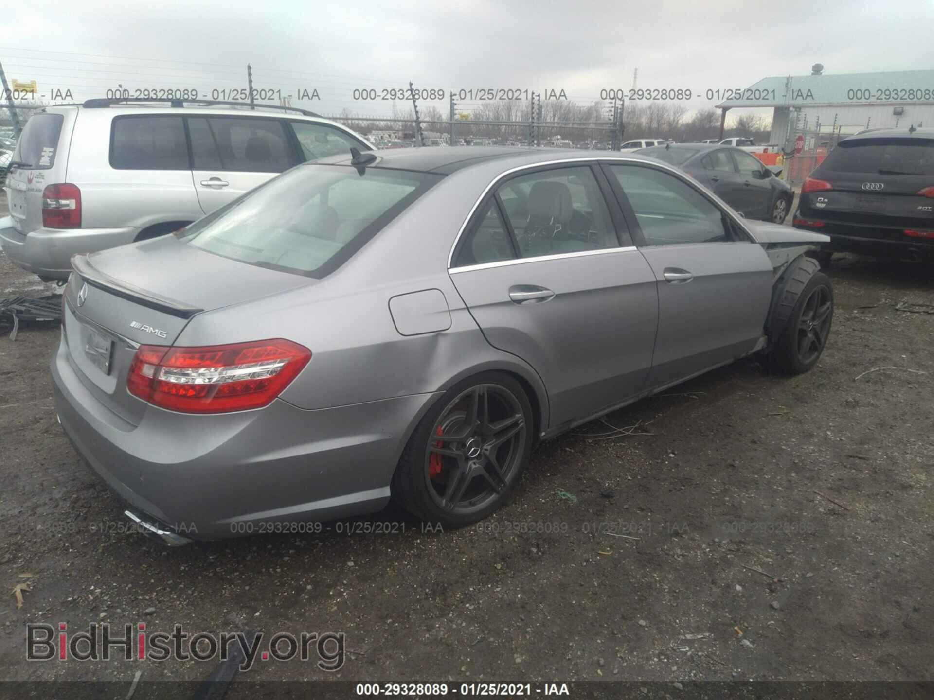 2013 MERCEDES-BENZ E-CLASS - VIN: WDDHF7EB3DA732231 - Фото 4