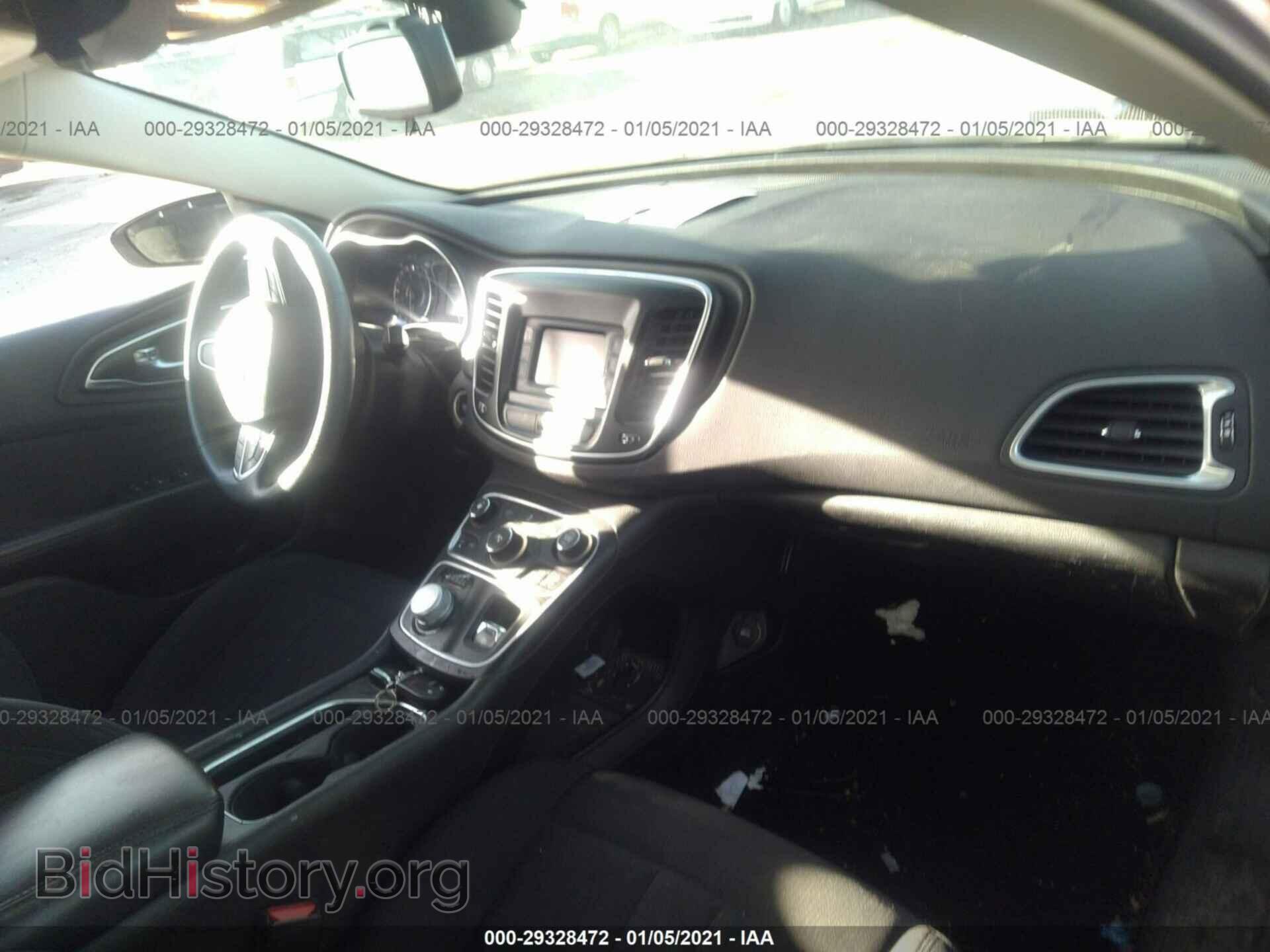 2016 CHRYSLER 200 - VIN: 1C3CCCAB5GN104555 - Photo 5