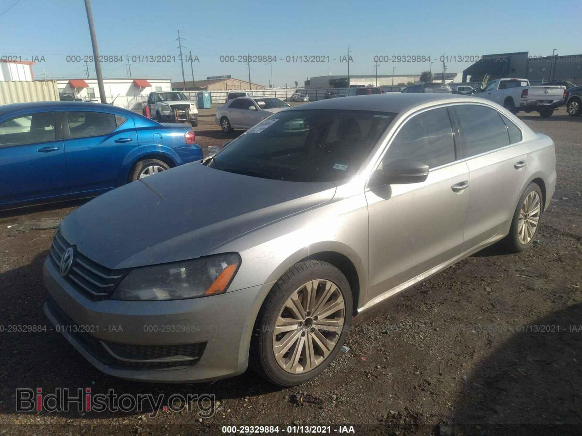 2012 VOLKSWAGEN PASSAT - VIN: 1VWBP7A39CC108705 - Фото 2