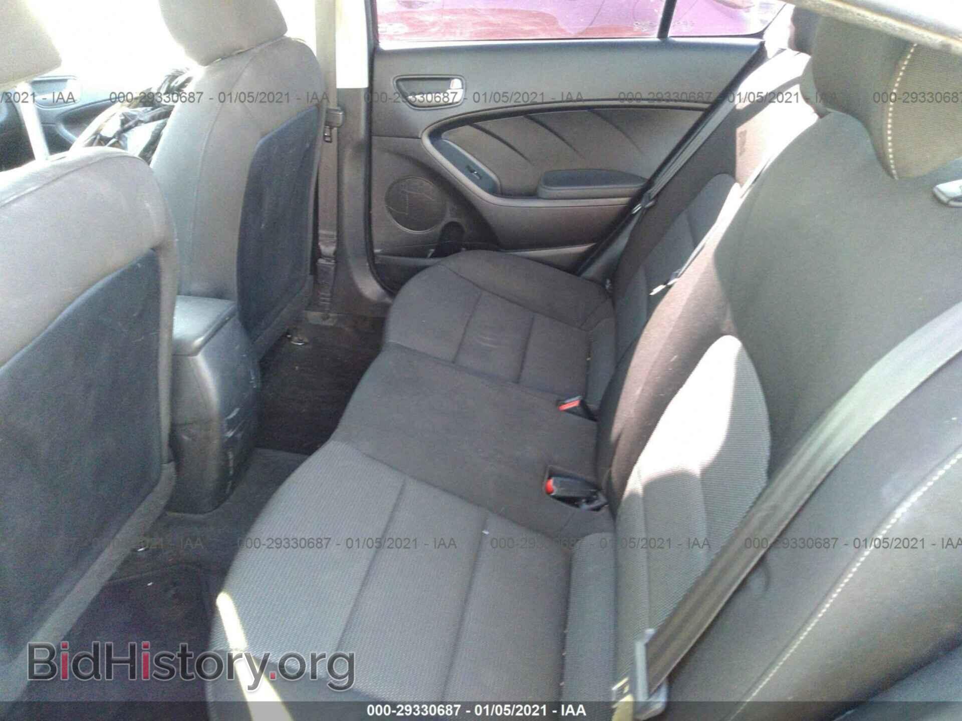 2017 KIA FORTE - VIN: 3KPFK4A73HE160383 - Фото 8