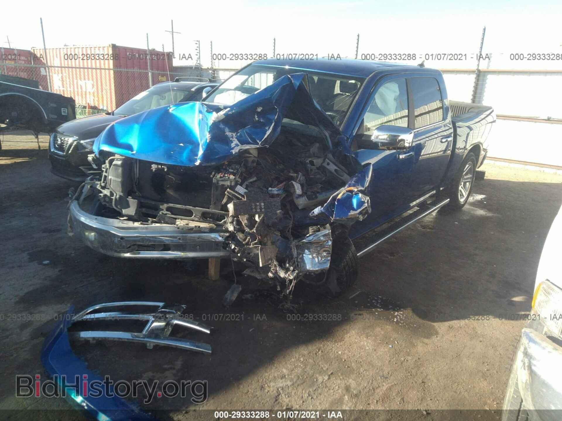 2017 RAM 1500 - VIN: 1C6RR6LT1HS856341 - Фото 2