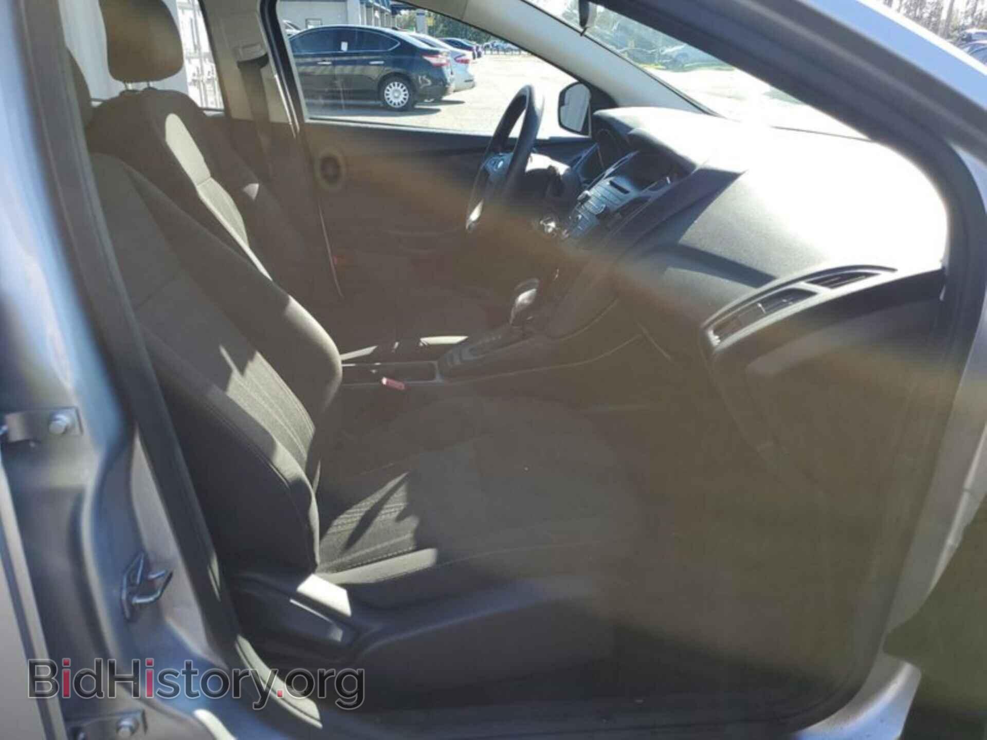 2016 FORD FOCUS - VIN: 1FADP3E24GL306870 - Фото 6