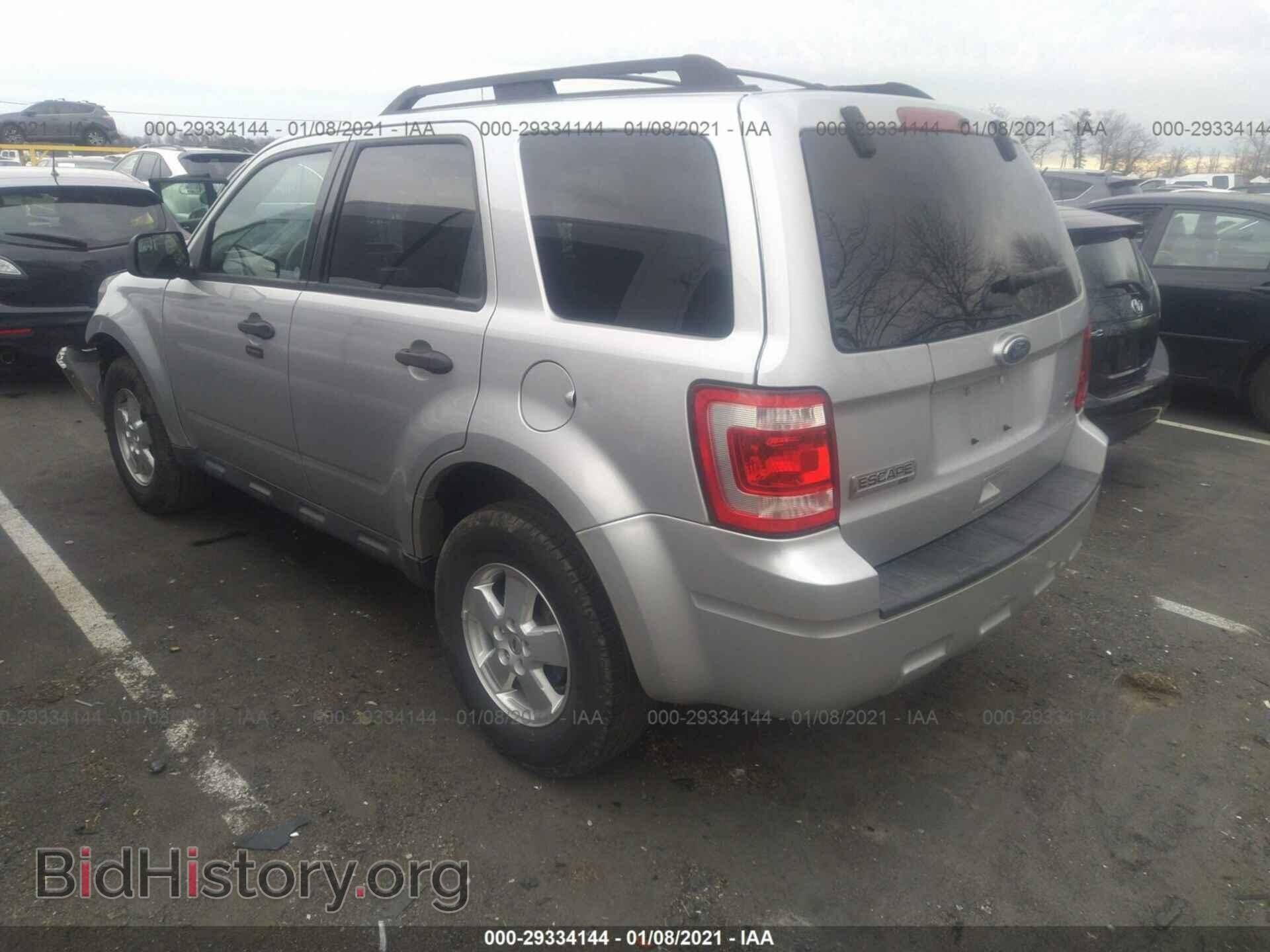 2011 FORD ESCAPE - VIN: 1FMCU0DG8BKB88052 - Фото 3