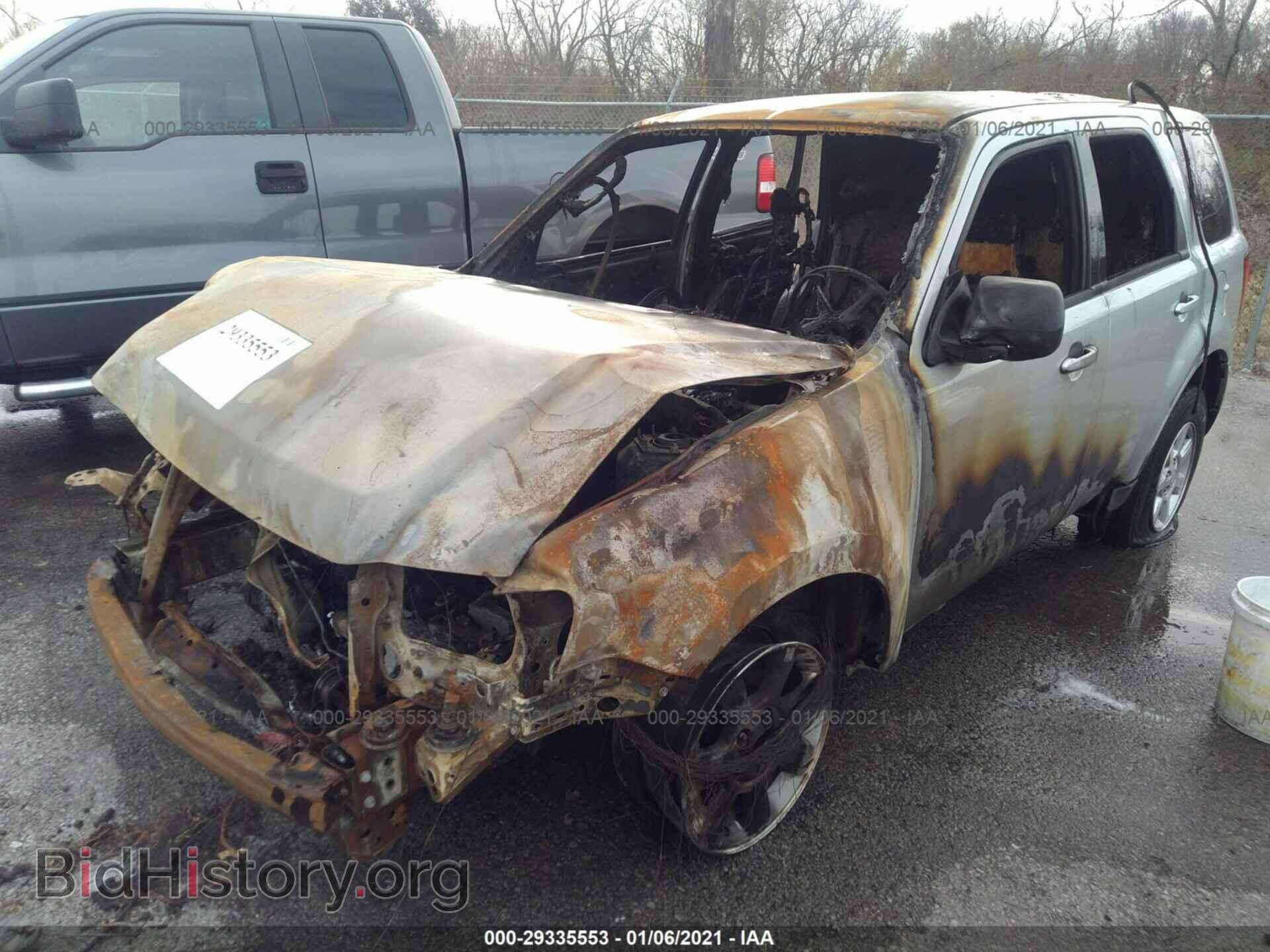 2011 MAZDA TRIBUTE - VIN: 4F2CY0C72BKM04696 - Фото 2