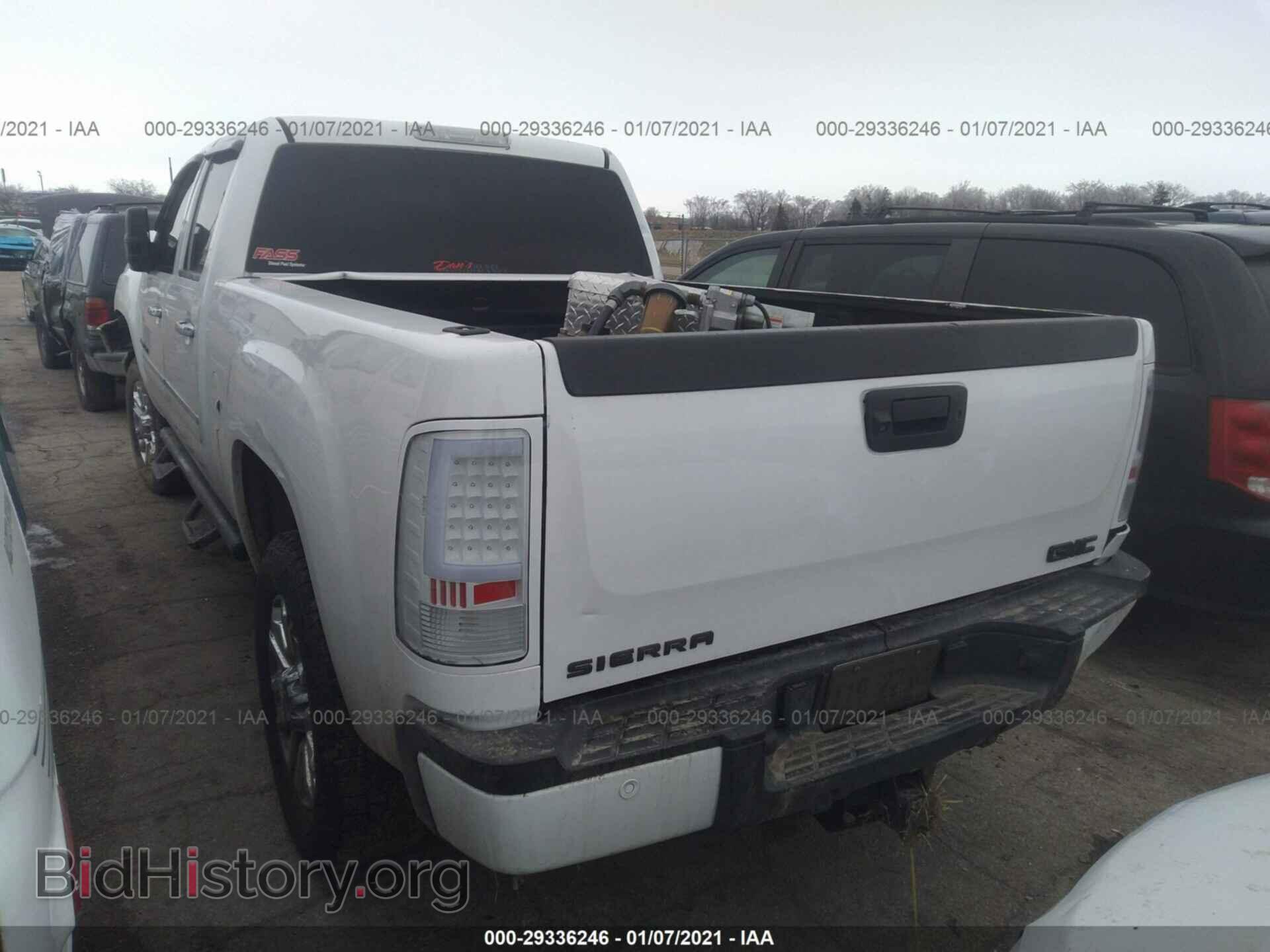 2012 GMC SIERRA 2500HD - VIN: 1GT125E88CF145301 - Фото 3