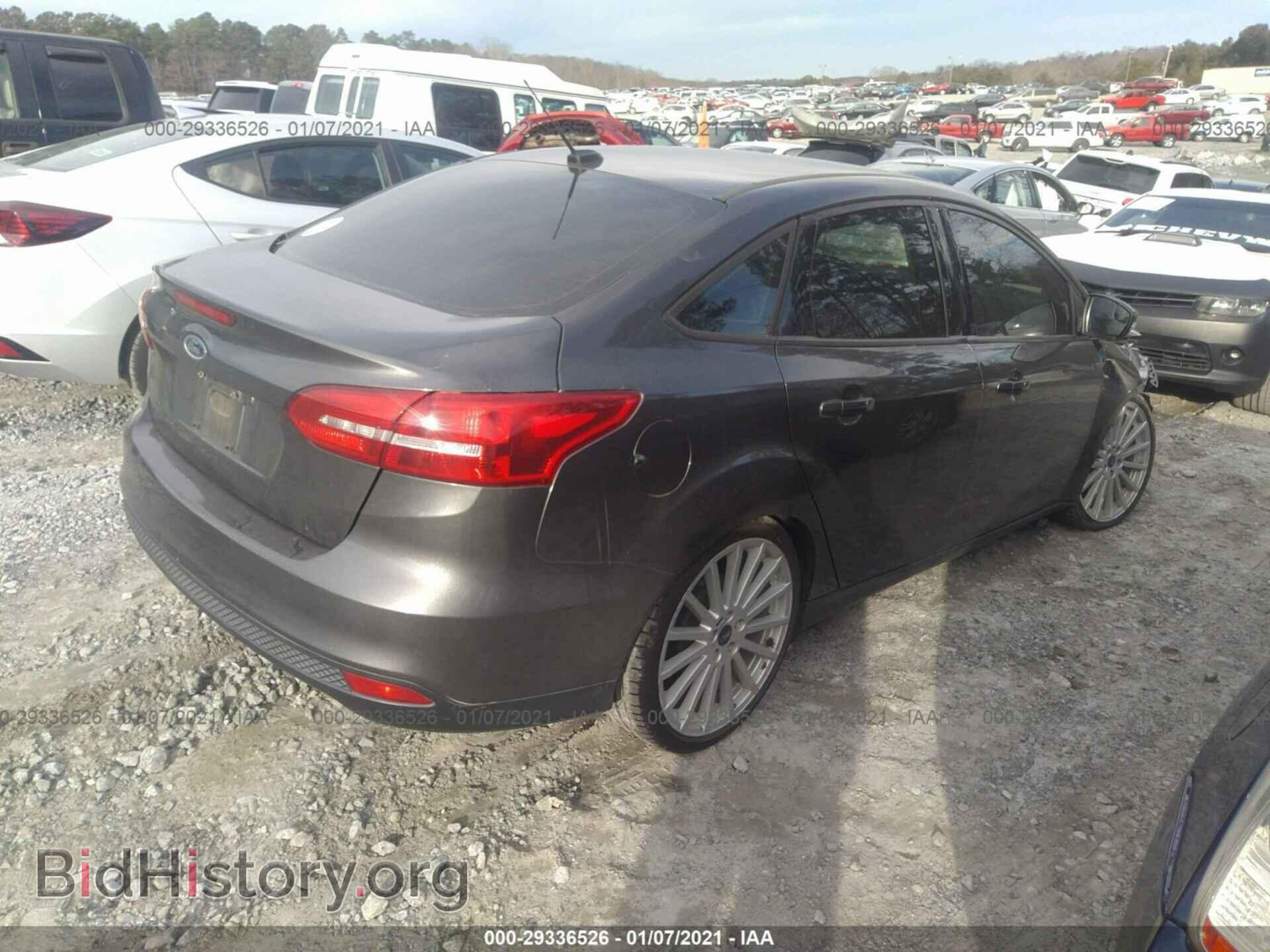 2017 FORD FOCUS - VIN: 1FADP3F25HL203943 - Фото 4