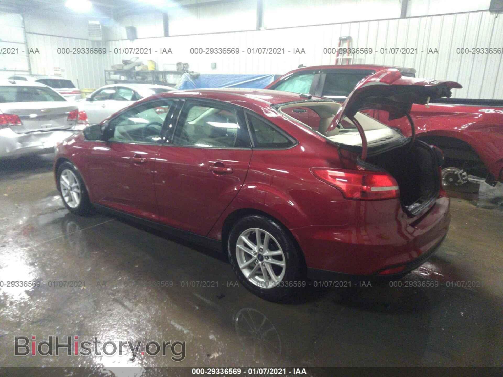 2017 FORD FOCUS - VIN: 1FADP3F25HL276908 - Фото 3