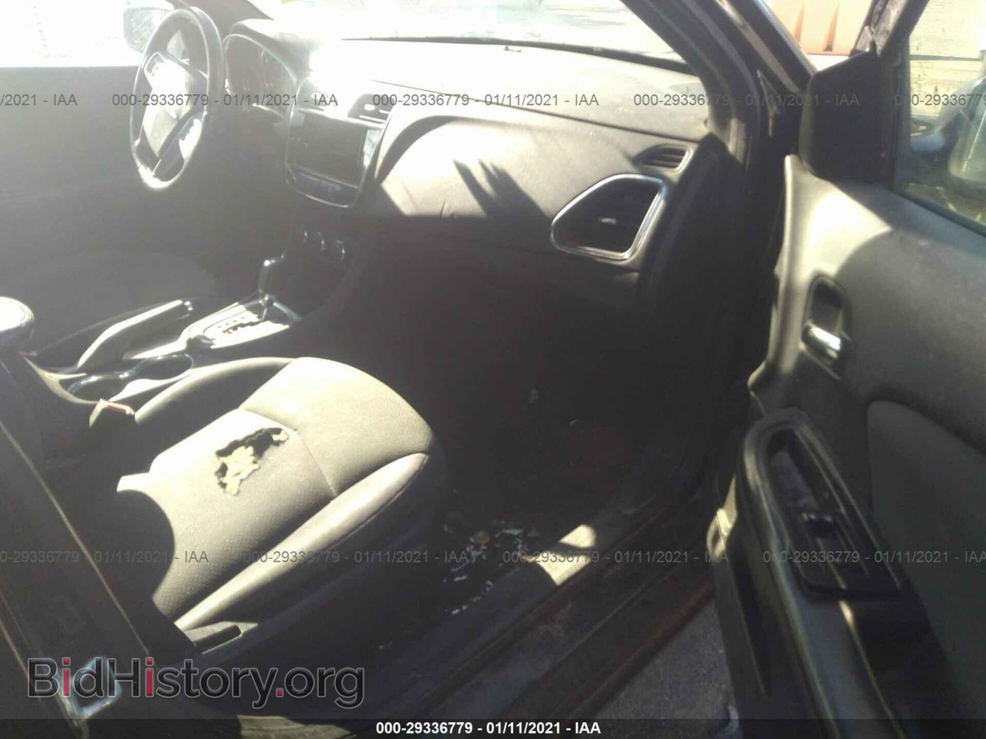 2012 CHRYSLER 200 - VIN: 1C3CCBBB8CN191693 - Фото 5