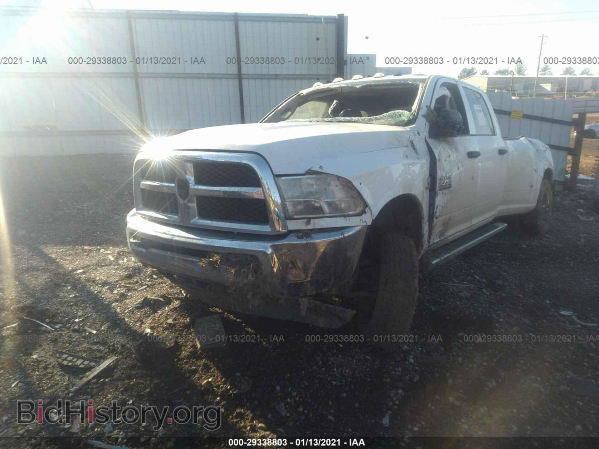 2018 RAM 3500 - VIN: 3C63RRGL3JG330131 - Photo 2