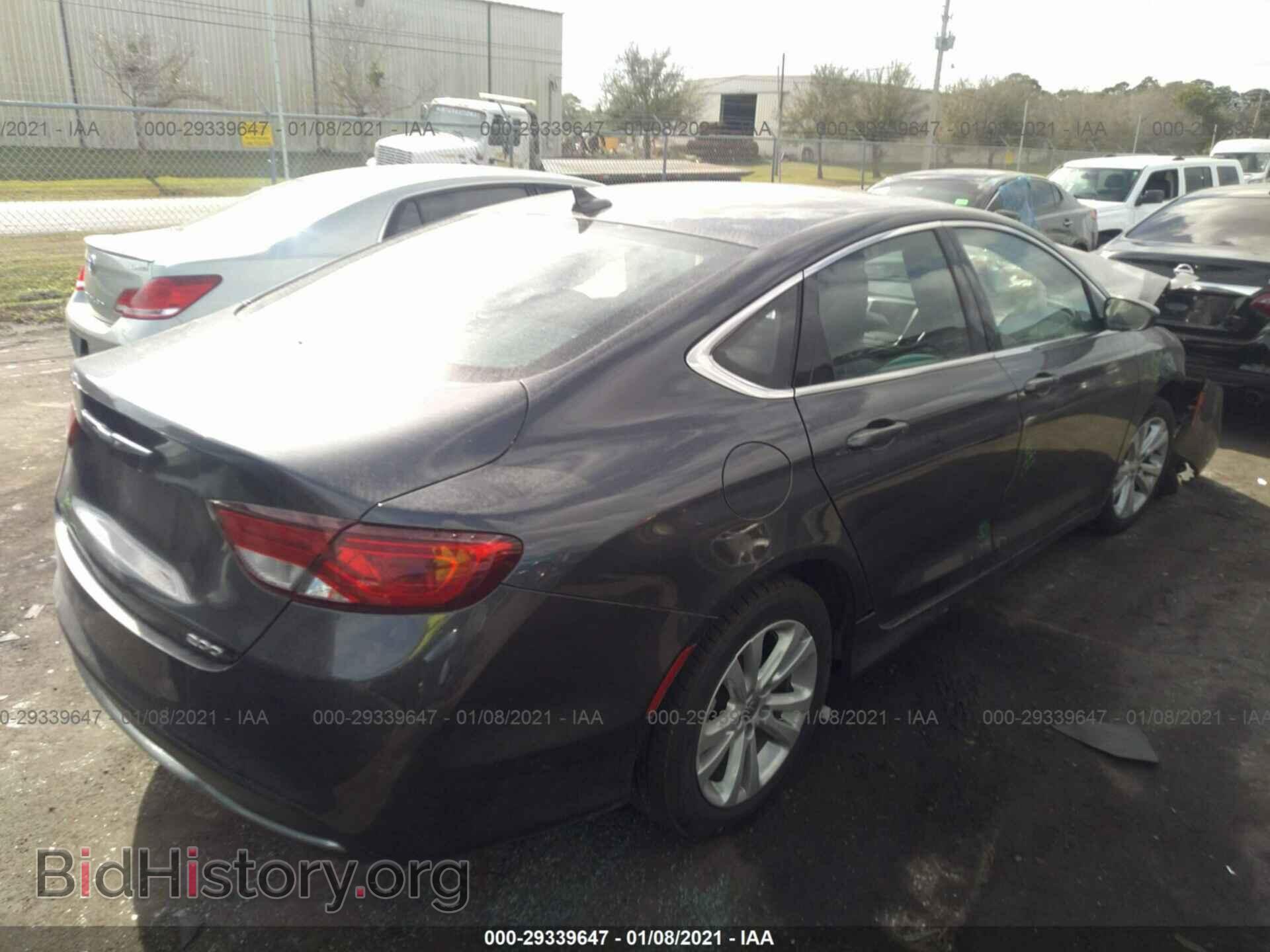 2016 CHRYSLER 200 - VIN: 1C3CCCAB0GN132411 - Photo 4