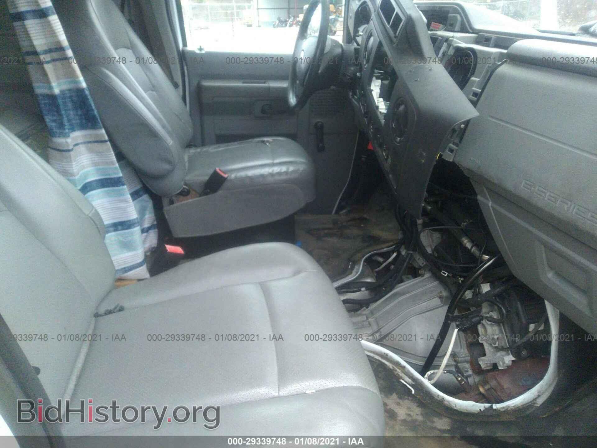 2011 FORD ECONOLINE CARGO VAN - VIN: 1FDSS3EL6BDA76269 - Фото 5