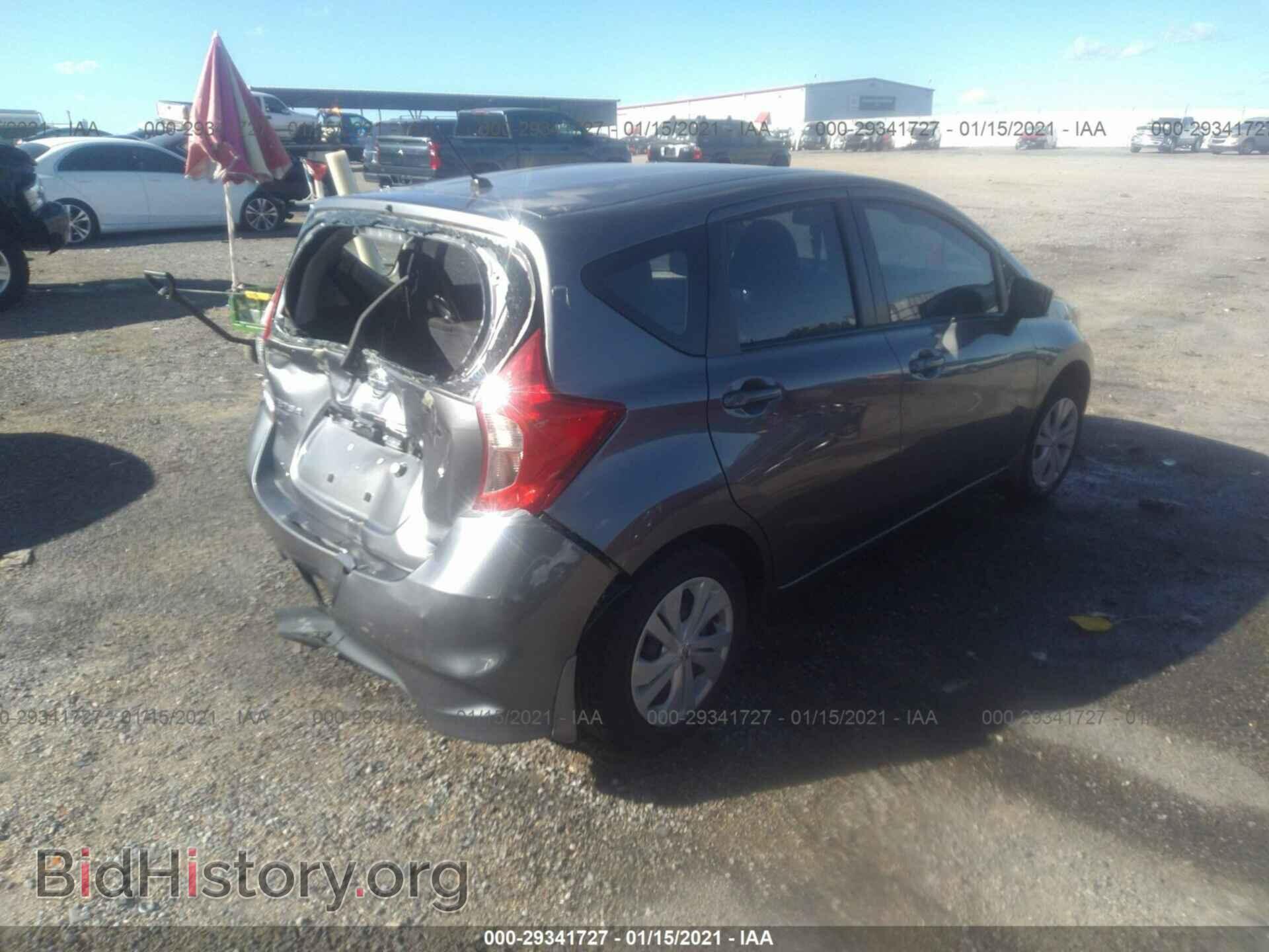 2018 NISSAN VERSA NOTE - VIN: 3N1CE2CP3JL359613 - Фото 3