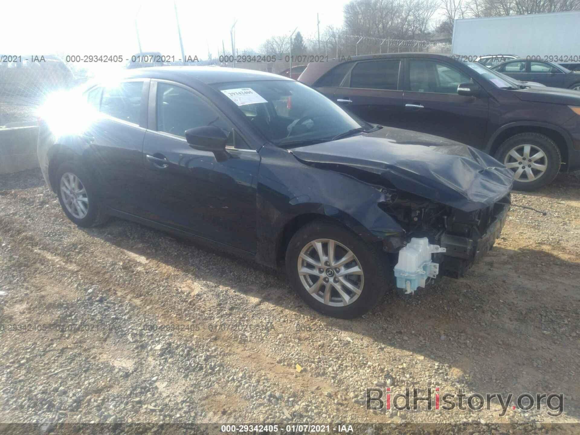 Photo 3MZBN1U76JM196741 - MAZDA MAZDA3 4-DOOR 2018