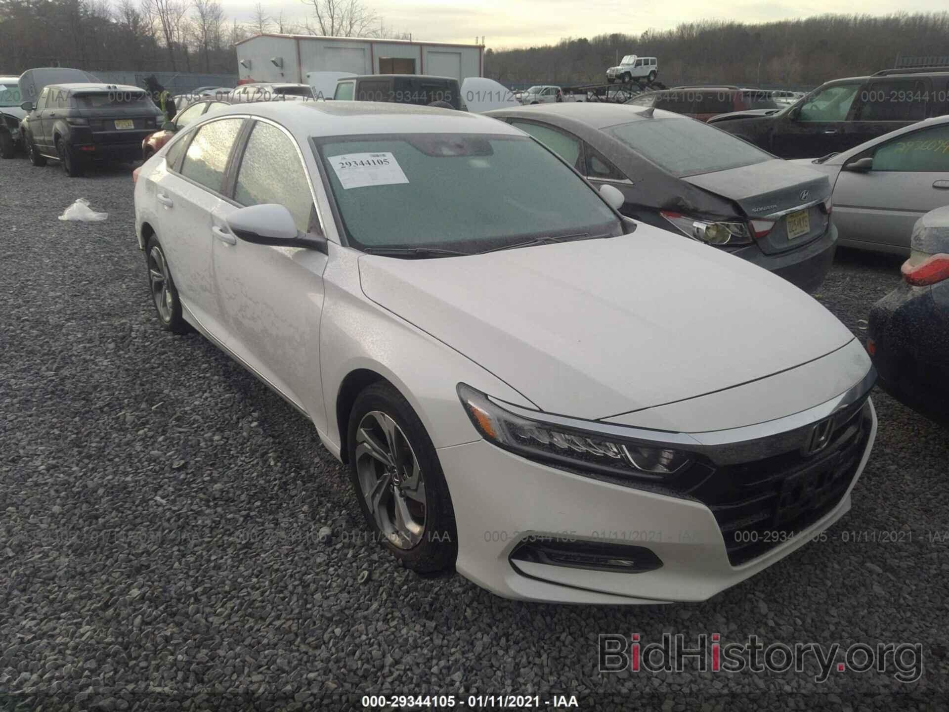 Фотография 1HGCV2F55JA014180 - HONDA ACCORD SEDAN 2018