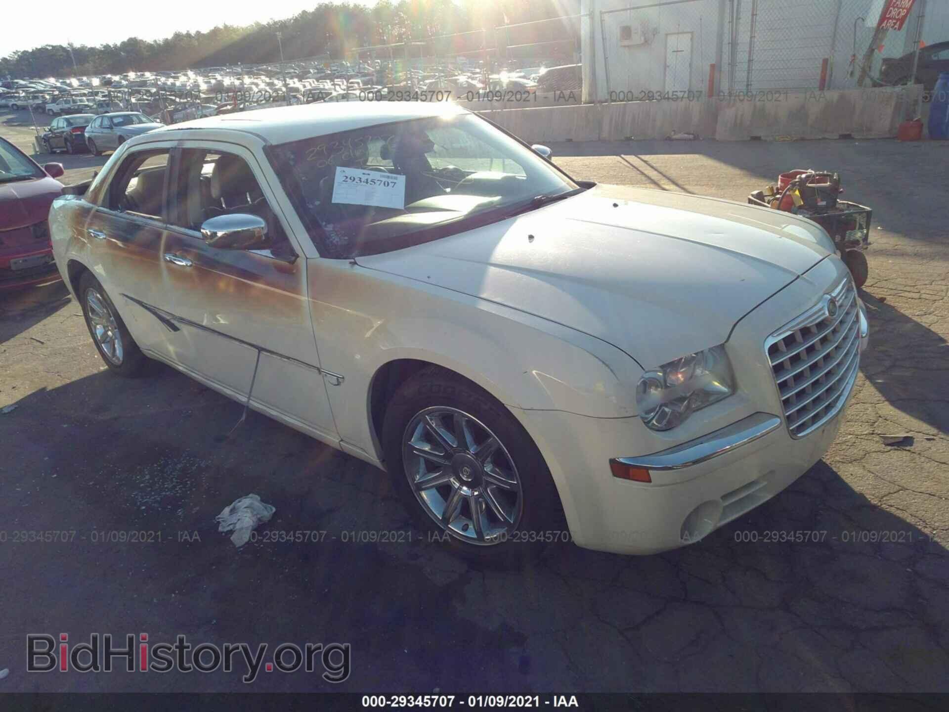 Фотография 2C3LA63H56H231810 - CHRYSLER 300 2006