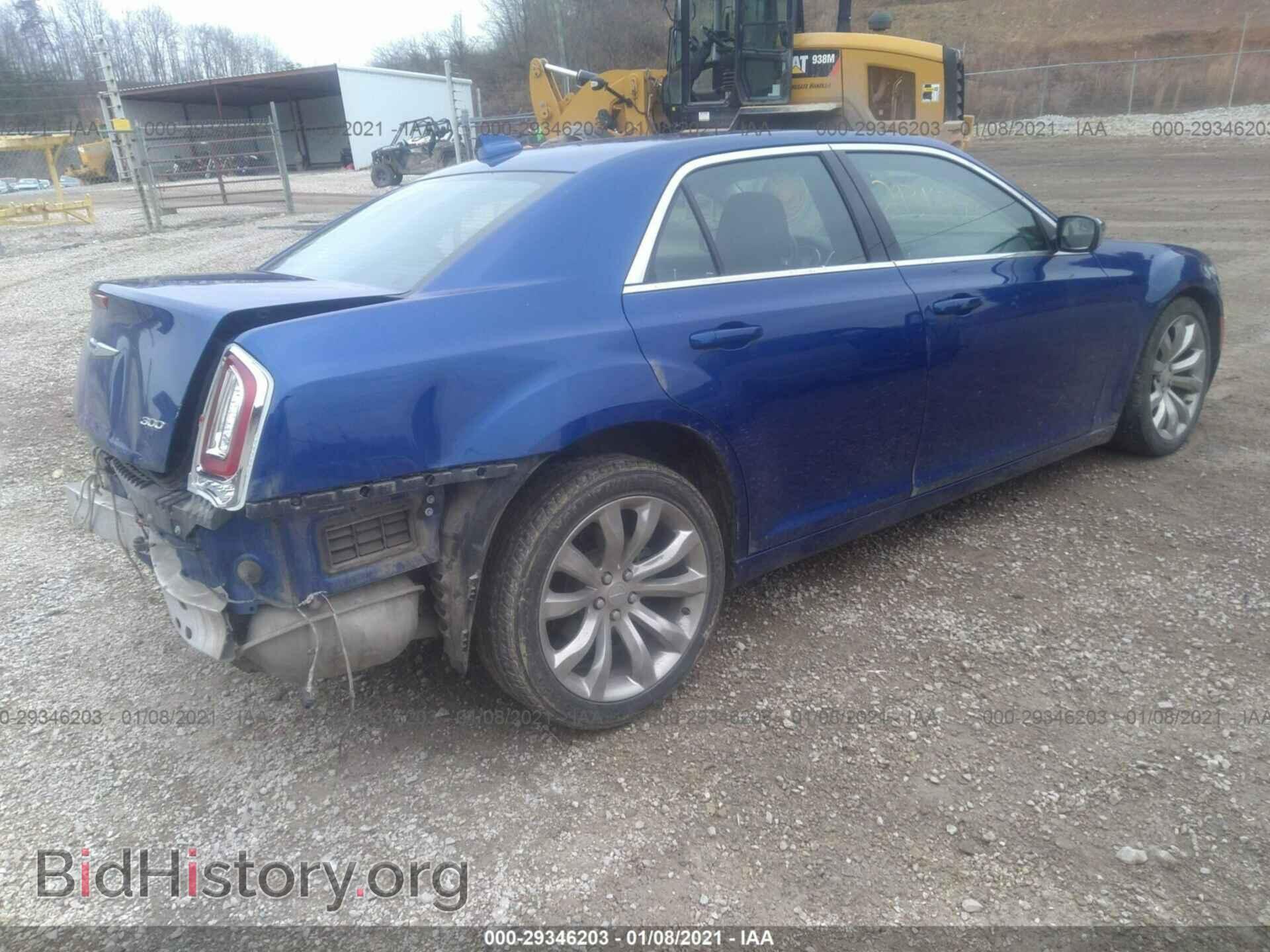 2019 CHRYSLER 300 - VIN: 2C3CCAAGXKH507223 - Фото 4