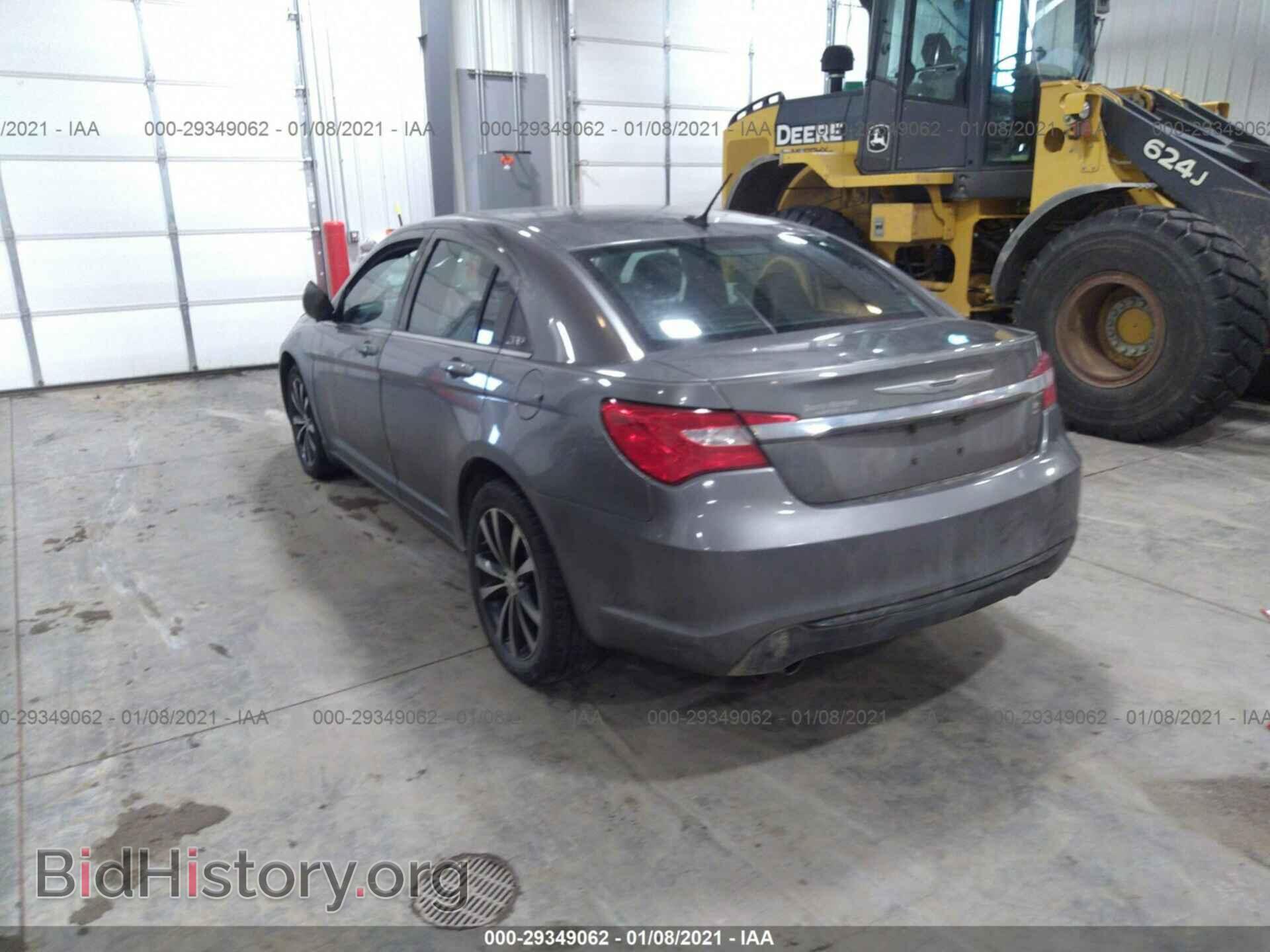 2012 CHRYSLER 200 - VIN: 1C3CCBHG3CN161391 - Фото 3