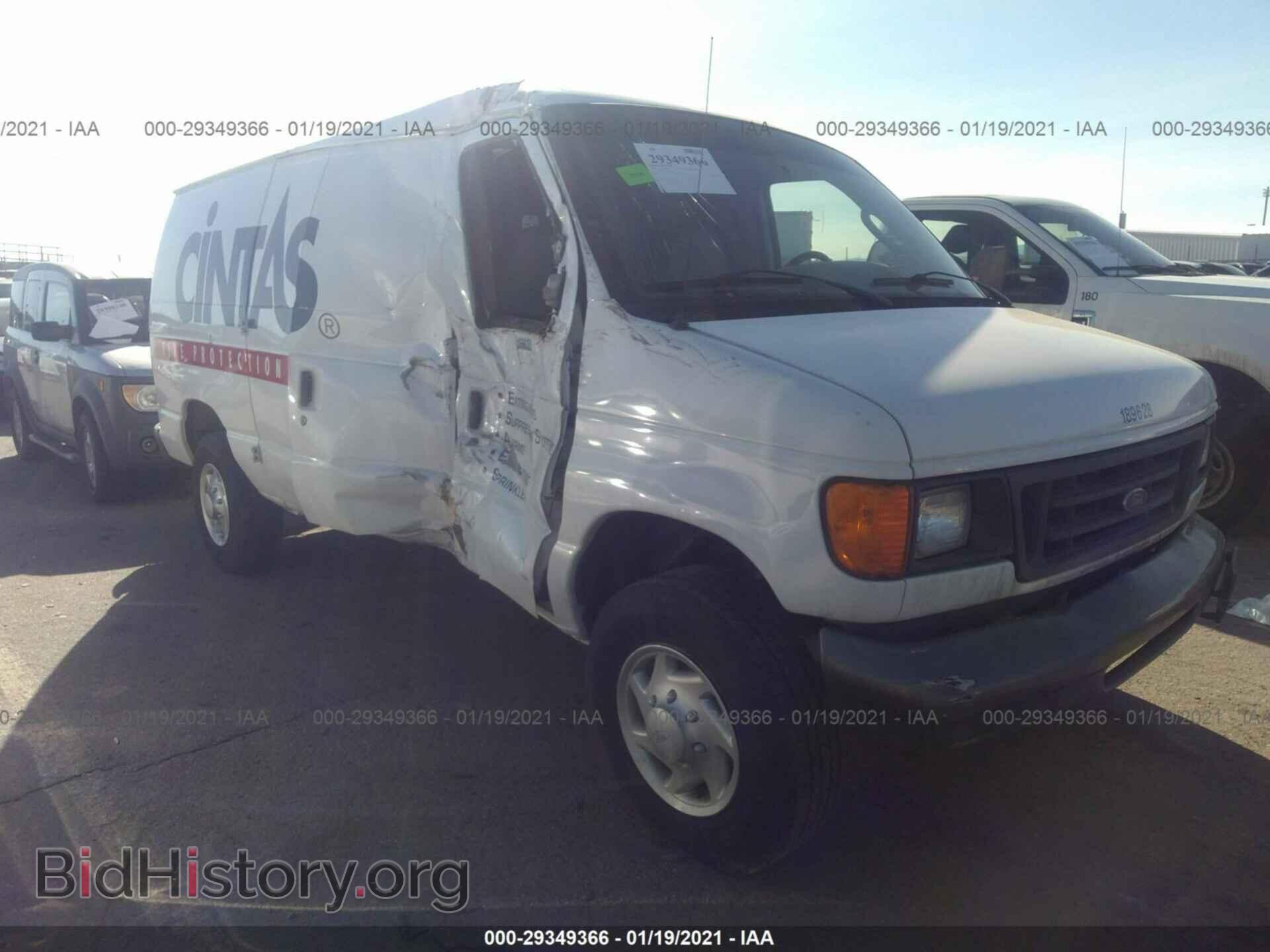 Photo 1FTNE24L17DB06709 - FORD ECONOLINE CARGO VAN 2007