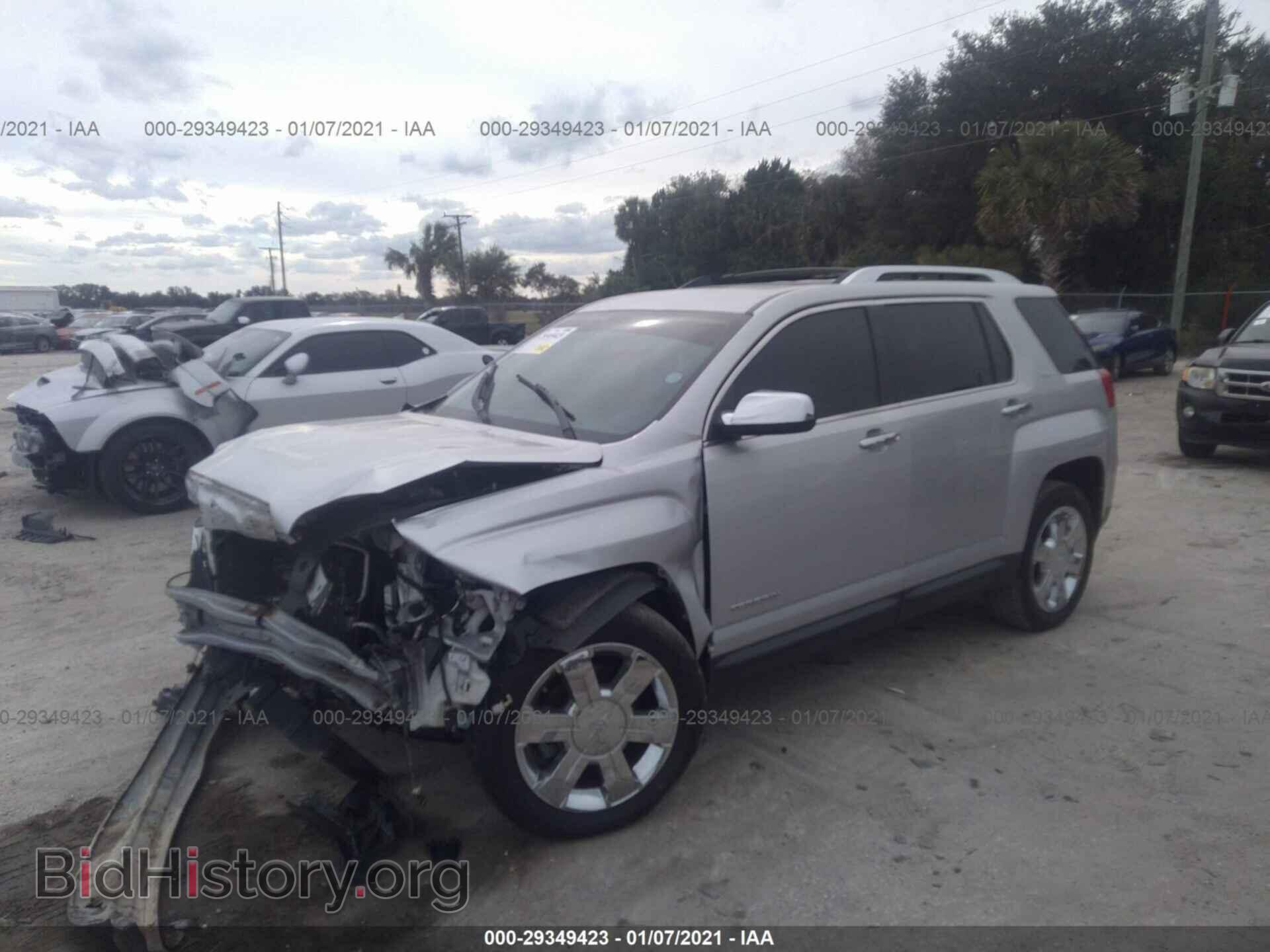 2011 GMC TERRAIN - VIN: 2CTFLWE57B6304062 - Фото 2