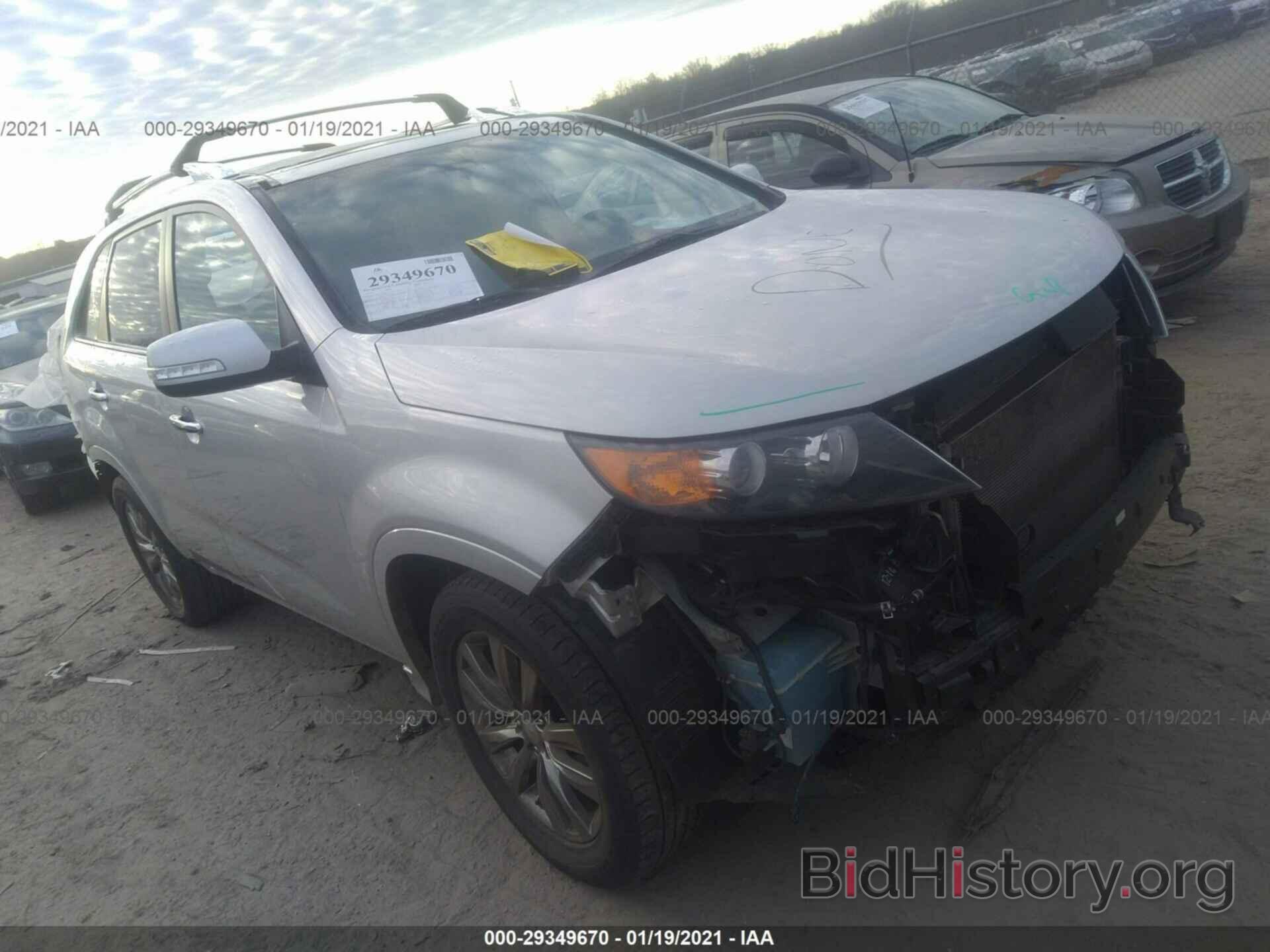 Photo 5XYKW4A27DG415105 - KIA SORENTO 2013