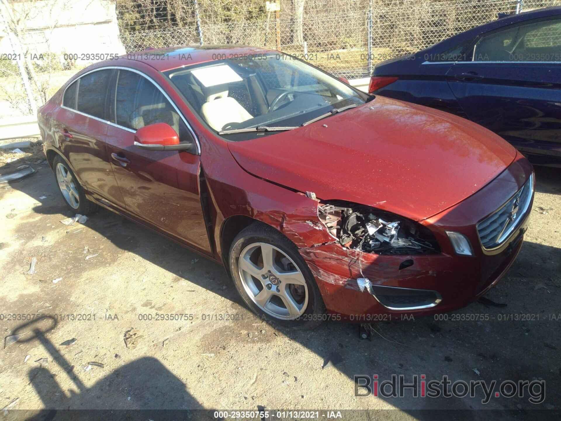 Photo YV1622FS4C2098896 - VOLVO S60 2012