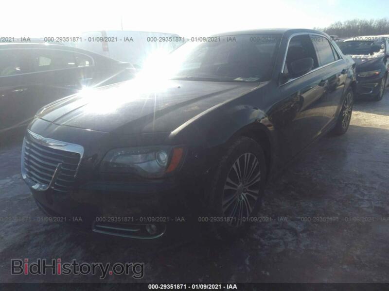 2012 Chrysler 300 (VIN 2C3CCAJT5CH137328) — photo 2 of 11