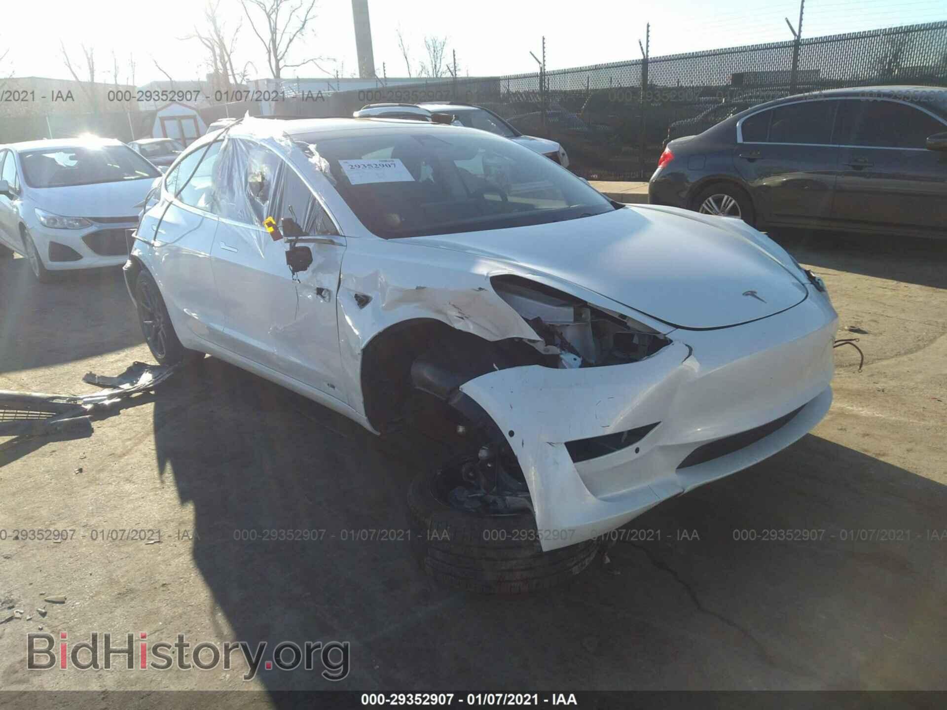 Photo 5YJ3E1EA6KF466901 - TESLA MODEL 3 2019