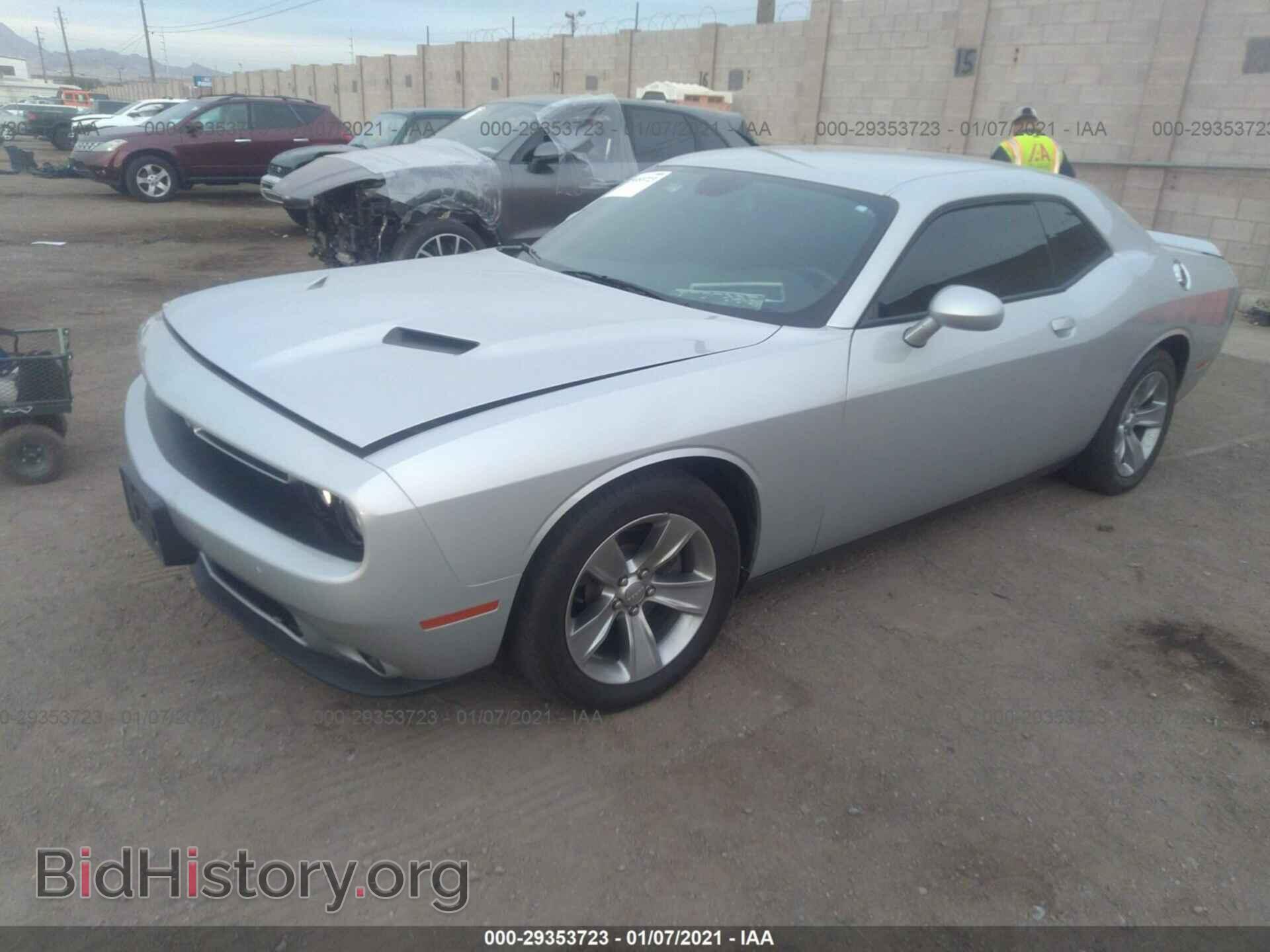 2019 DODGE CHALLENGER - VIN: 2C3CDZAG2KH669956 - Фото 2