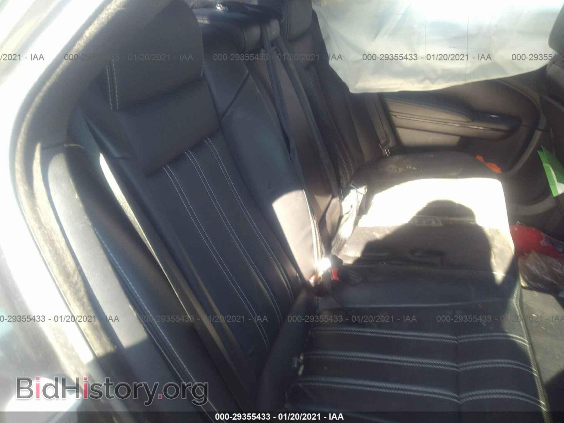 2014 CHRYSLER 300 - VIN: 2C3CCAGG4EH331412 - Фото 8