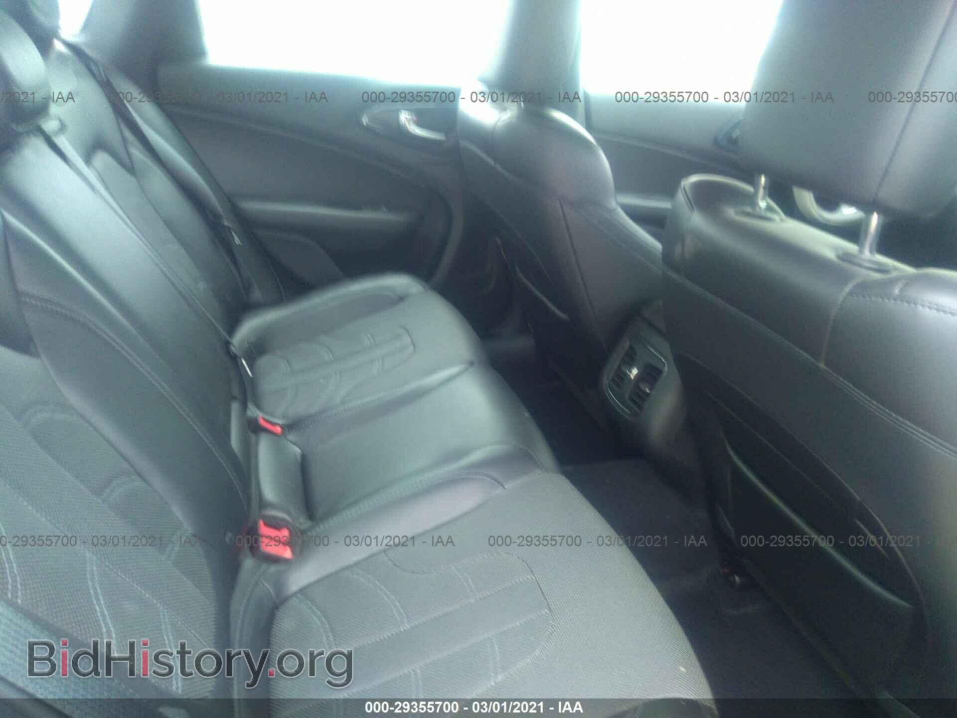 2016 CHRYSLER 200 - VIN: 1C3CCCBB8GN163002 - Фото 8