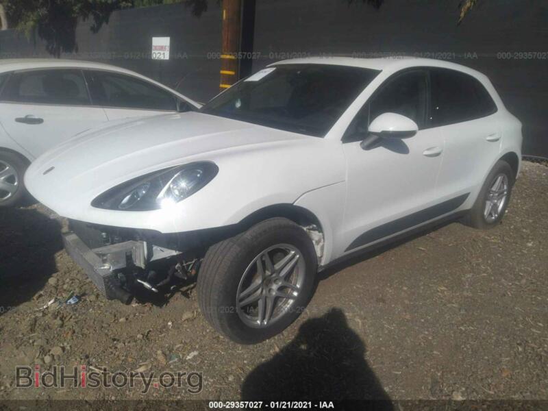 2017 Porsche MACAN (VIN WP1AA2A52HLB02142) — фото 2 из 11