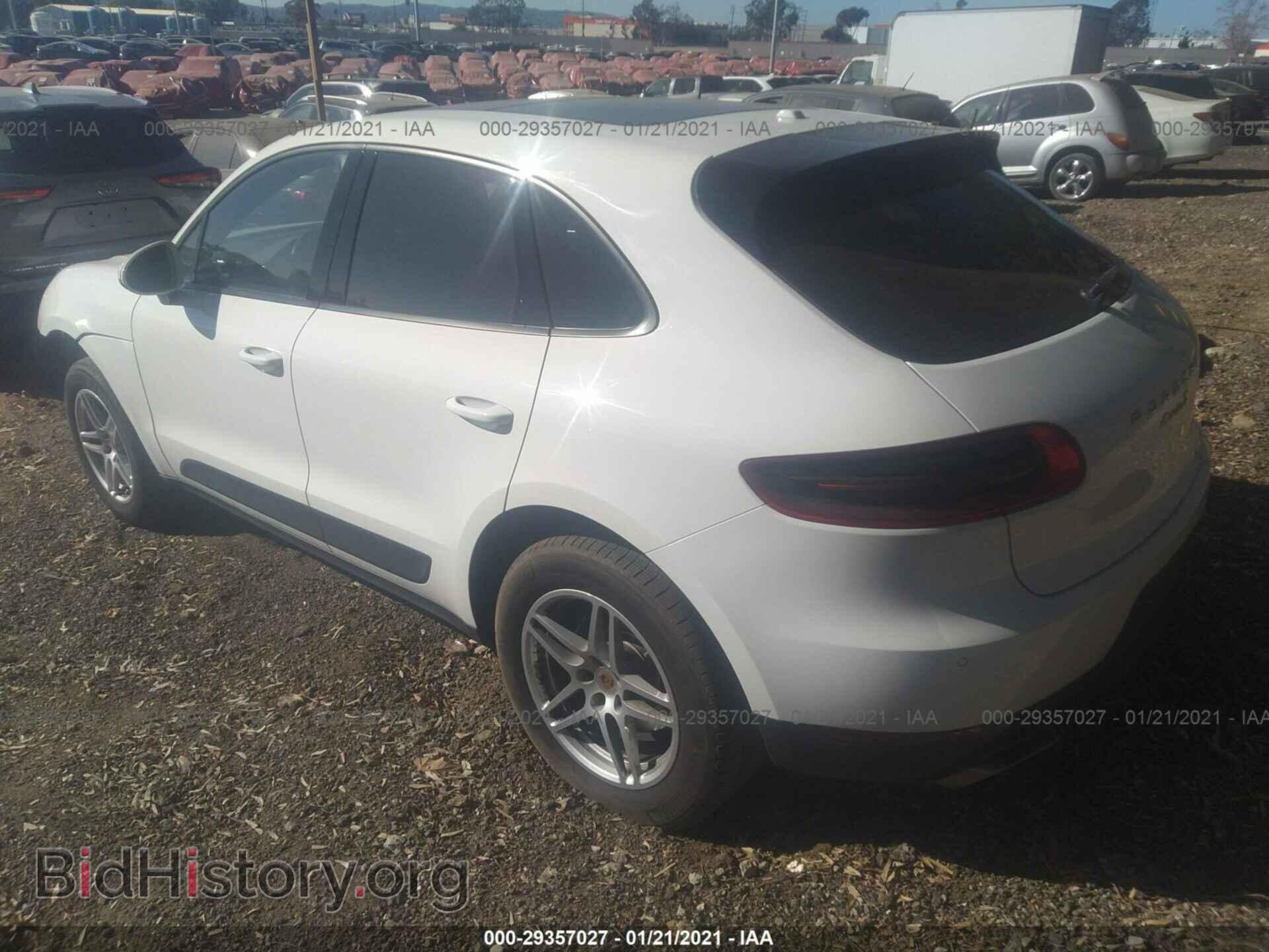2017 PORSCHE MACAN - VIN: WP1AA2A52HLB02142 - Photo 3