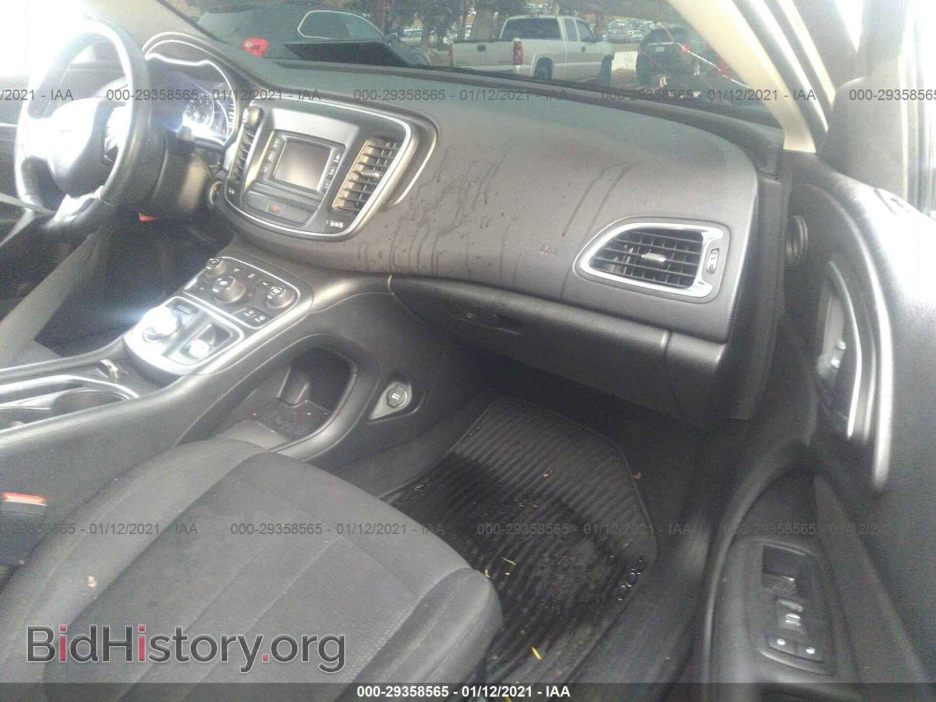 2016 CHRYSLER 200 - VIN: 1C3CCCAB6GN139931 - Photo 5