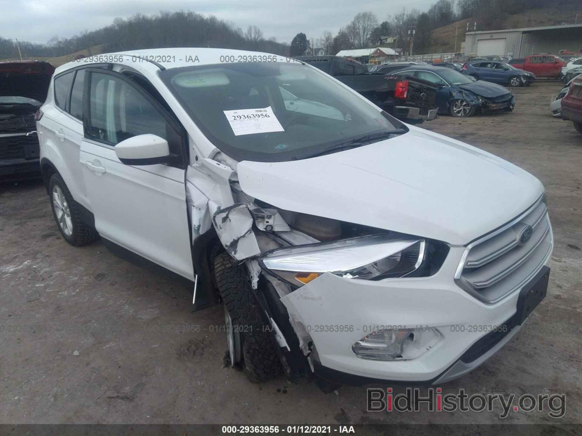 Photo 1FMCU9GD3HUA03344 - FORD ESCAPE 2017