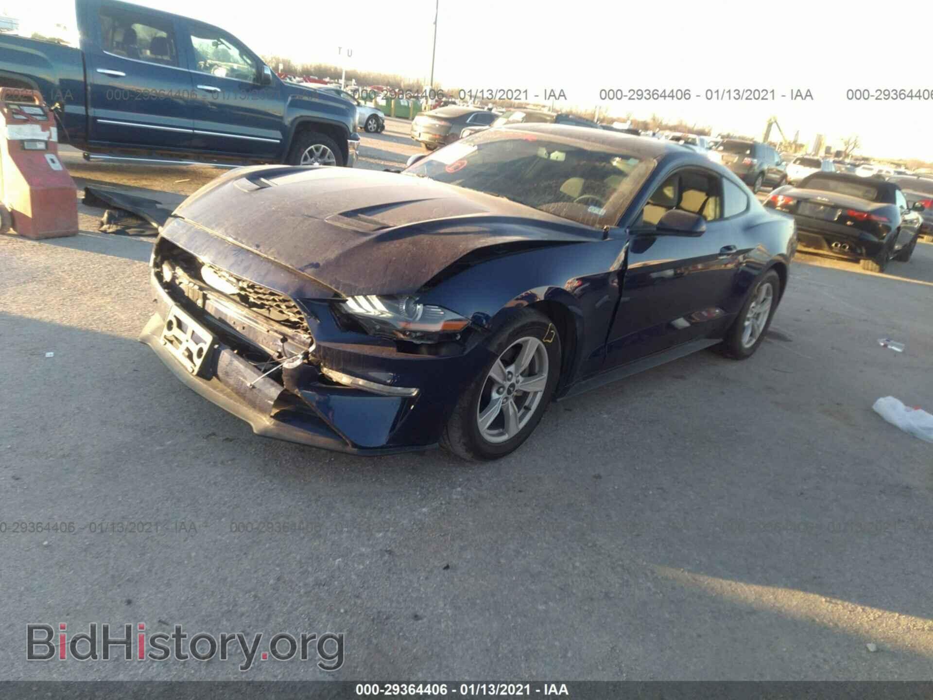 2020 FORD MUSTANG - VIN: 1FA6P8THXL5108564 - Фото 2