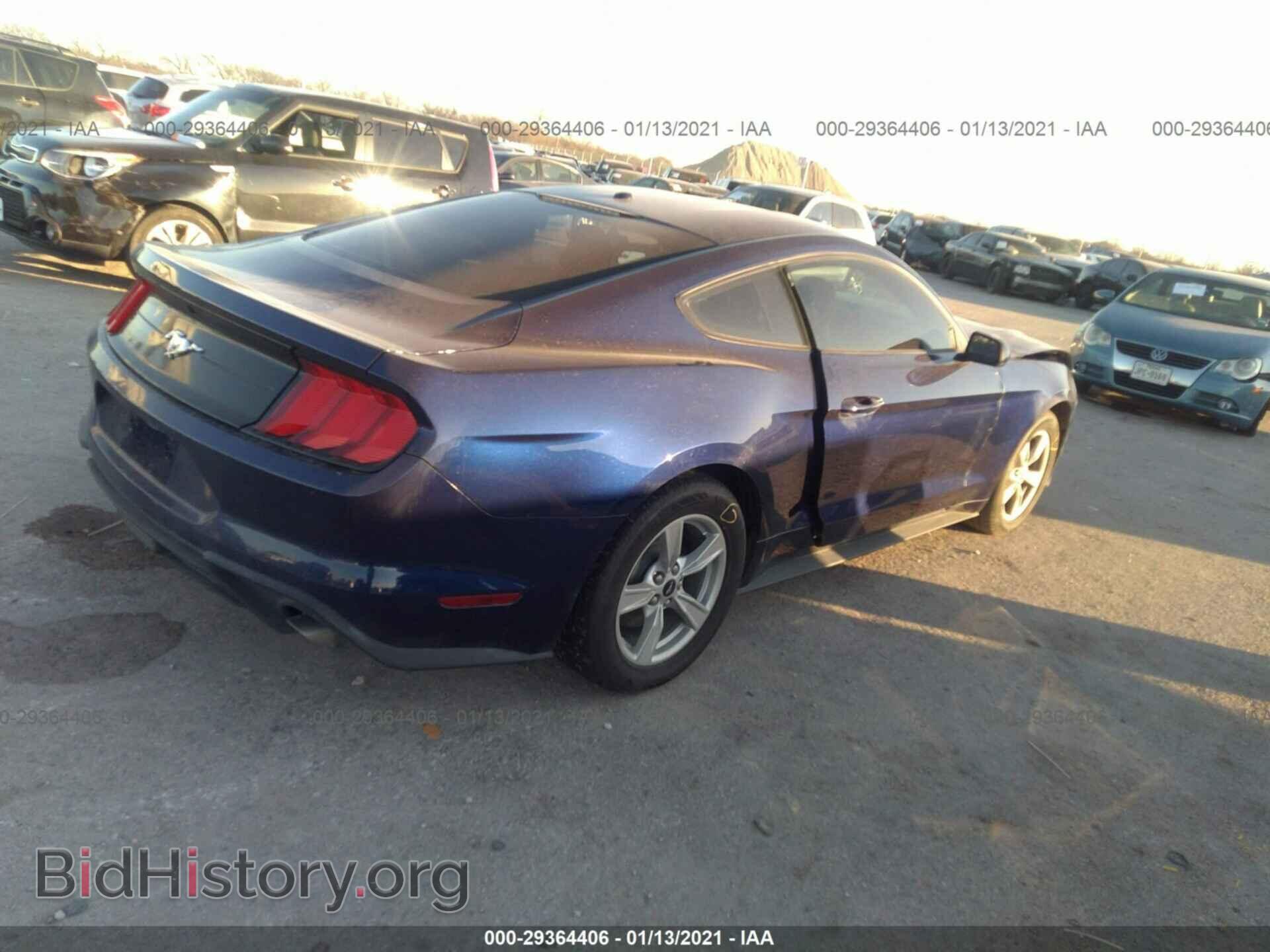 2020 FORD MUSTANG - VIN: 1FA6P8THXL5108564 - Фото 4