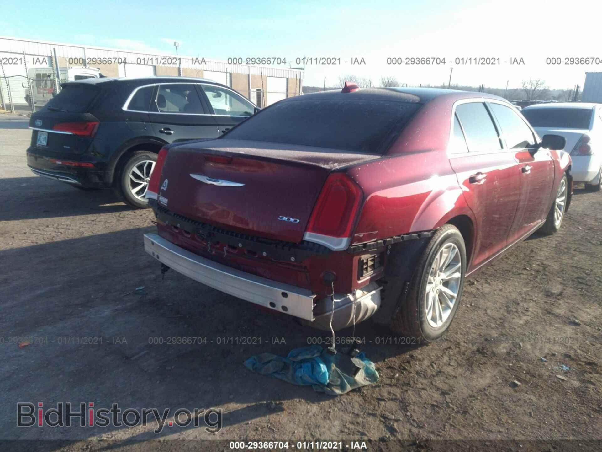 2017 CHRYSLER 300 - VIN: 2C3CCAAG6HH511990 - Фото 6