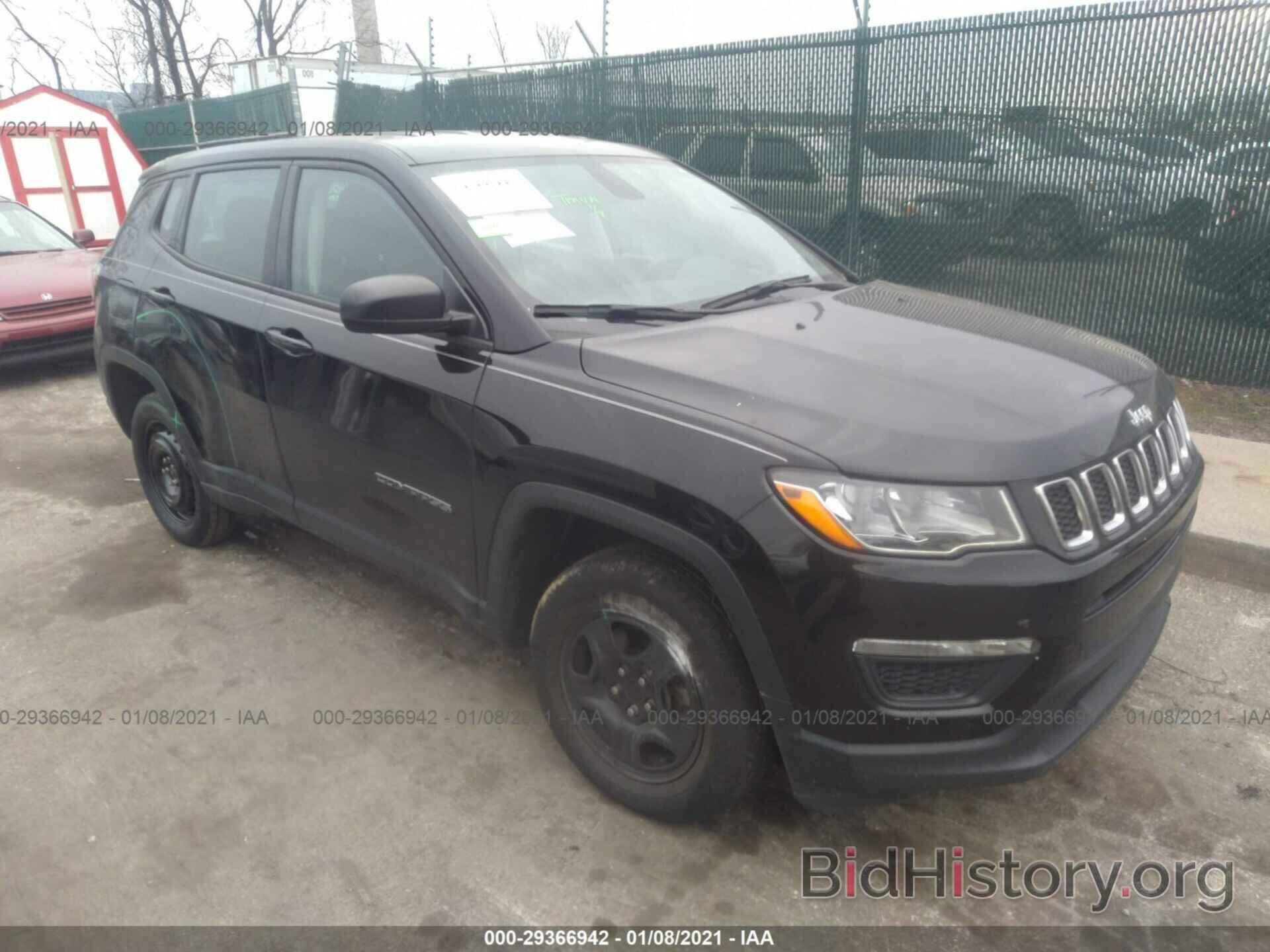 Фотография 3C4NJDAB7JT272852 - JEEP COMPASS 2018