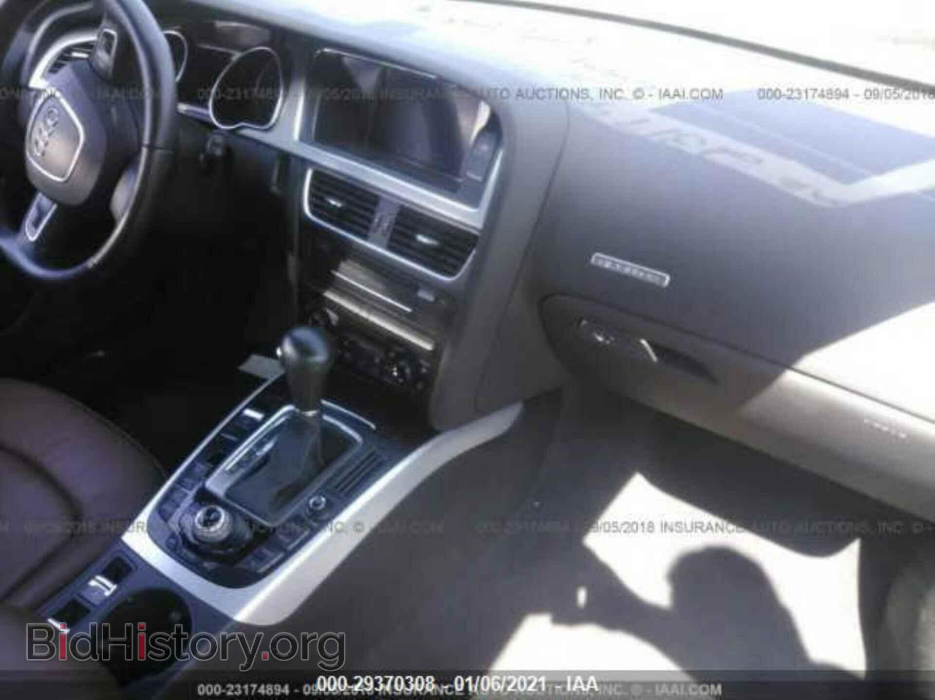 2010 AUDI A5 - VIN: WAULFAFH2AN021691 - Фото 5