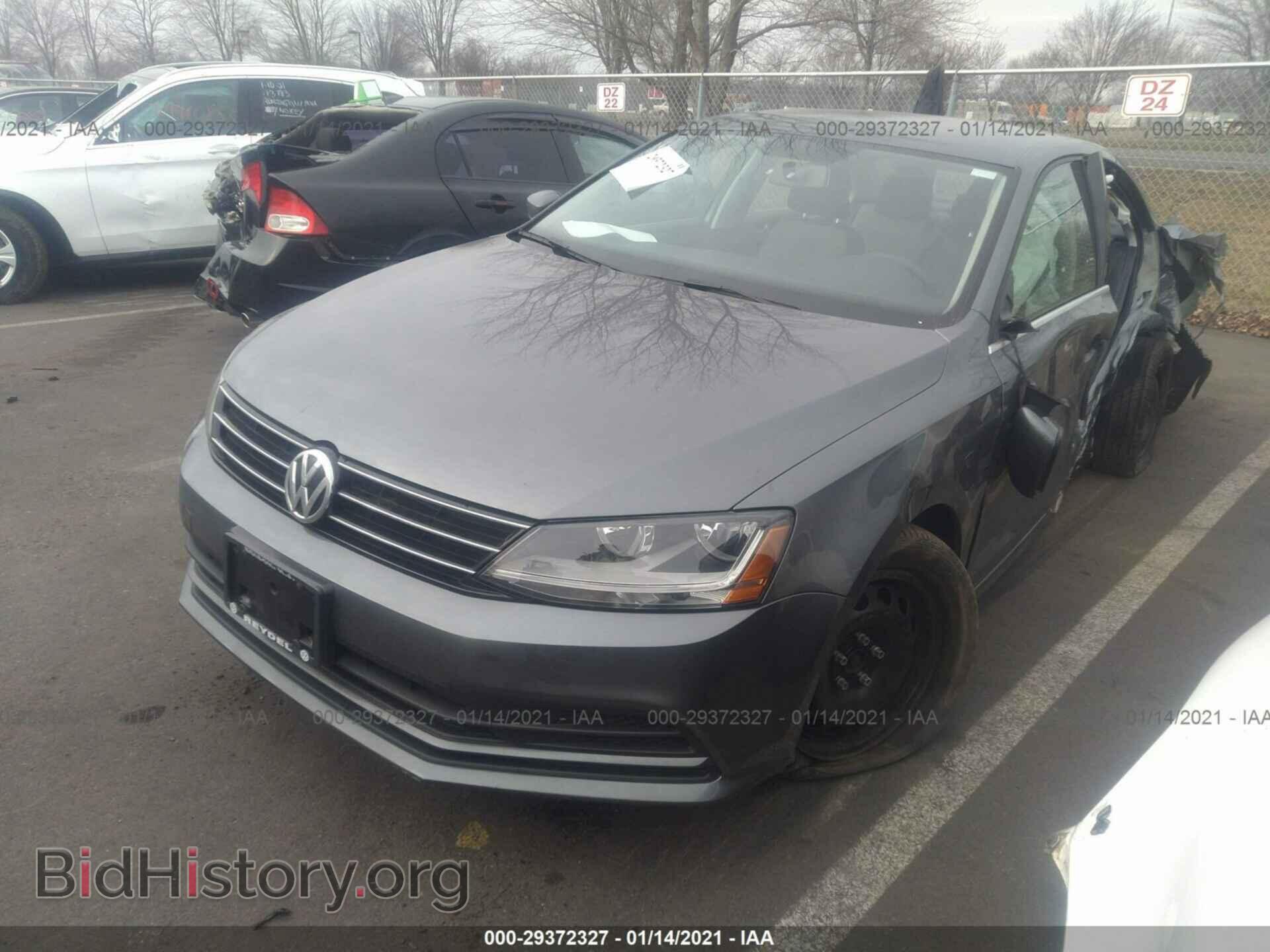 2017 VOLKSWAGEN JETTA - VIN: 3VW2B7AJ2HM415281 - Фото 2