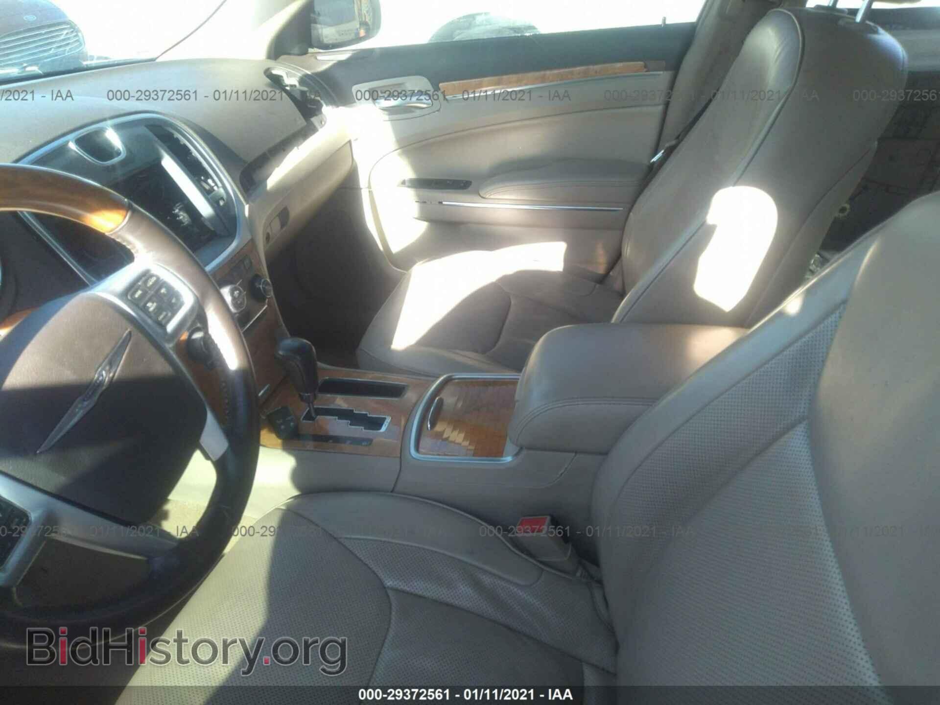2014 CHRYSLER 300 - VIN: 2C3CCAET3EH380245 - Фото 5