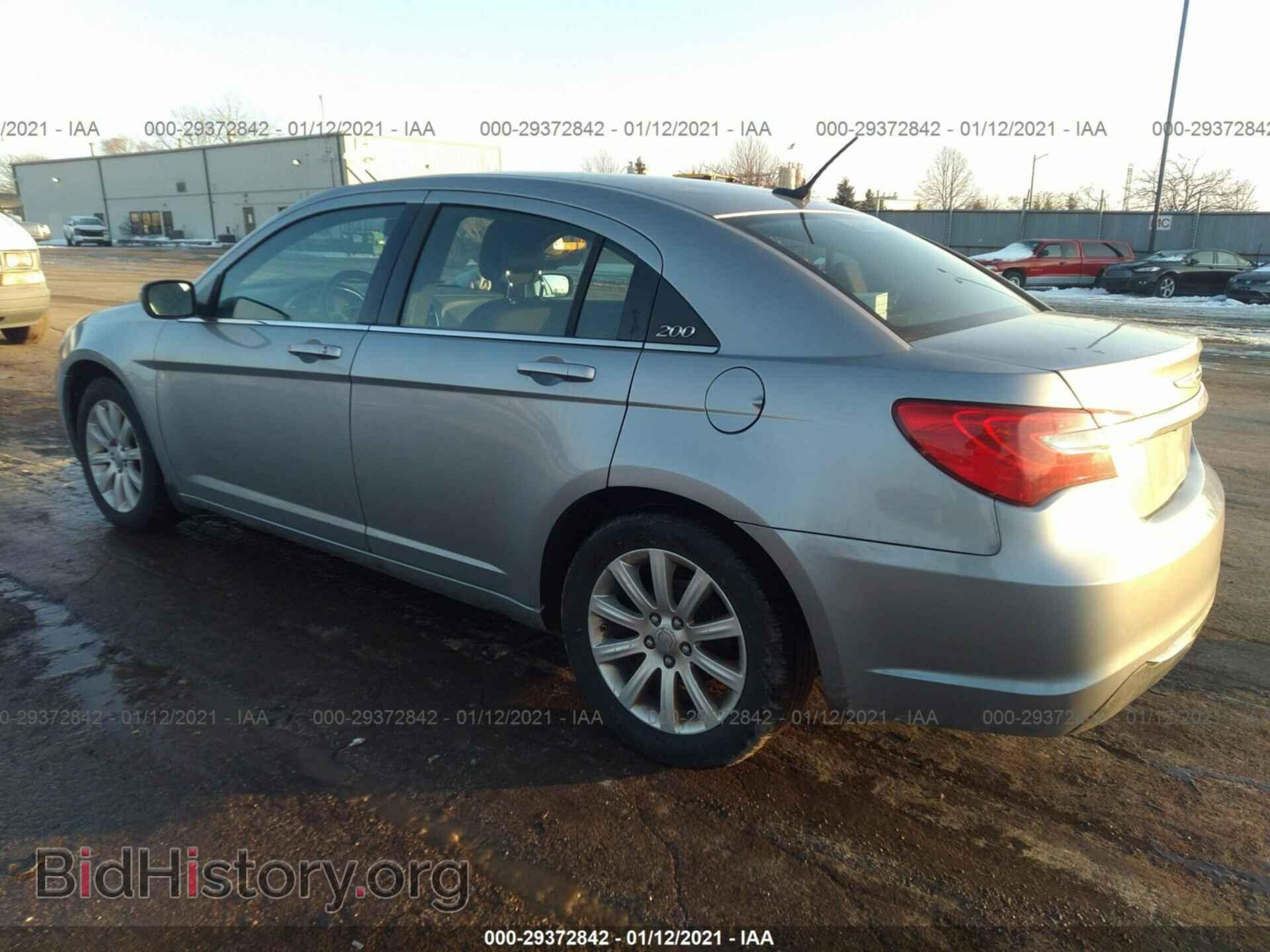 2013 CHRYSLER 200 - VIN: 1C3CCBBB5DN598016 - Photo 3