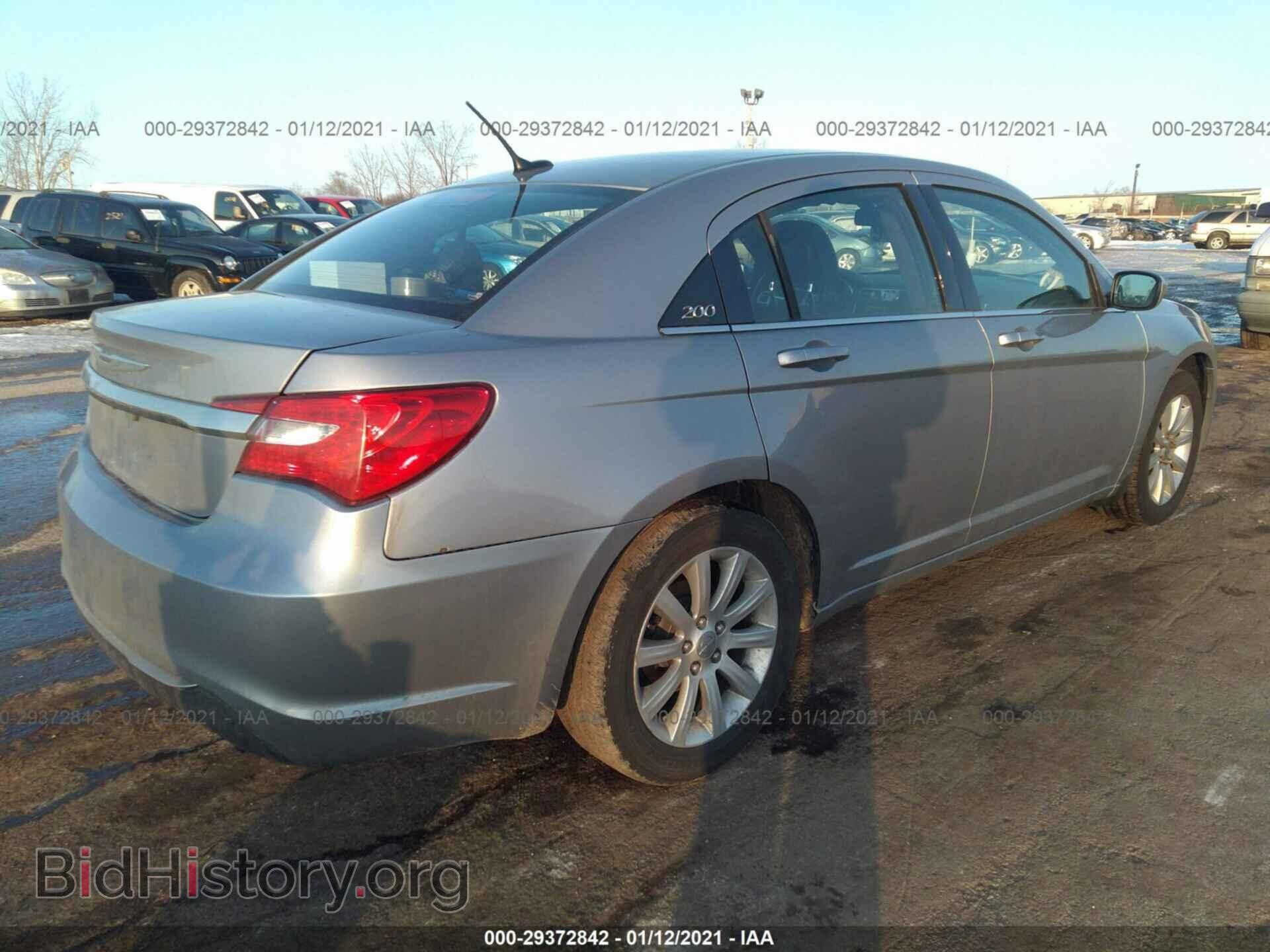 2013 CHRYSLER 200 - VIN: 1C3CCBBB5DN598016 - Photo 4