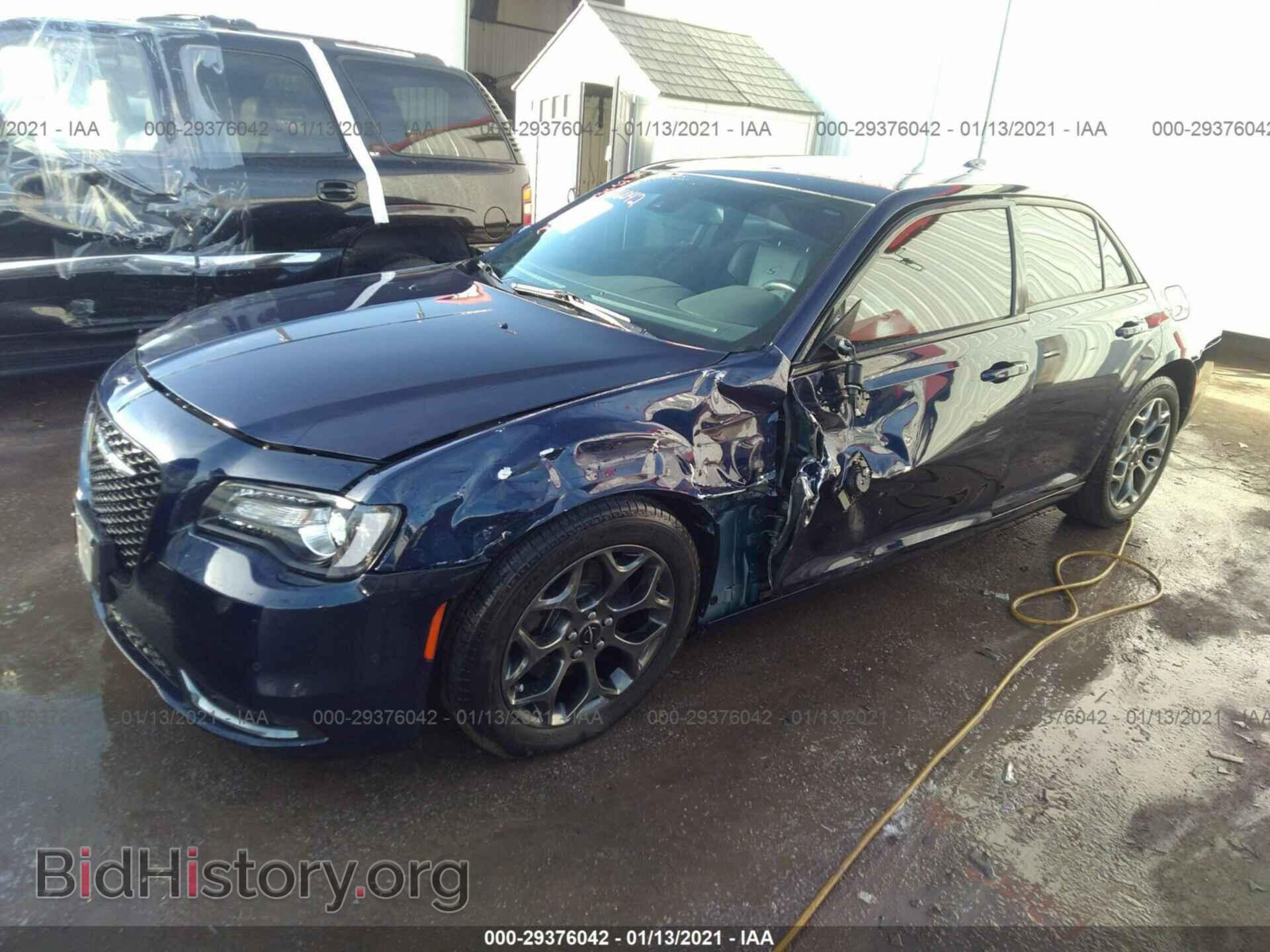 2017 CHRYSLER 300 - VIN: 2C3CCAGG7HH647777 - Фото 2