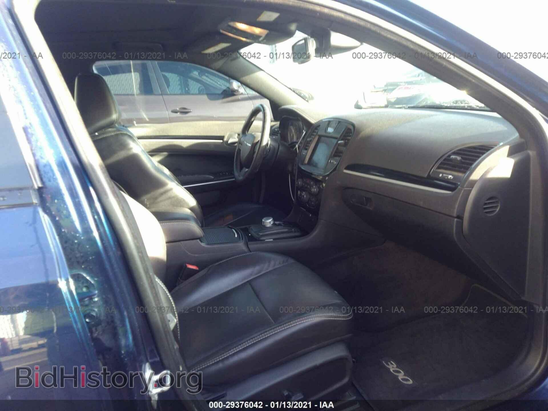 2017 CHRYSLER 300 - VIN: 2C3CCAGG7HH647777 - Фото 5