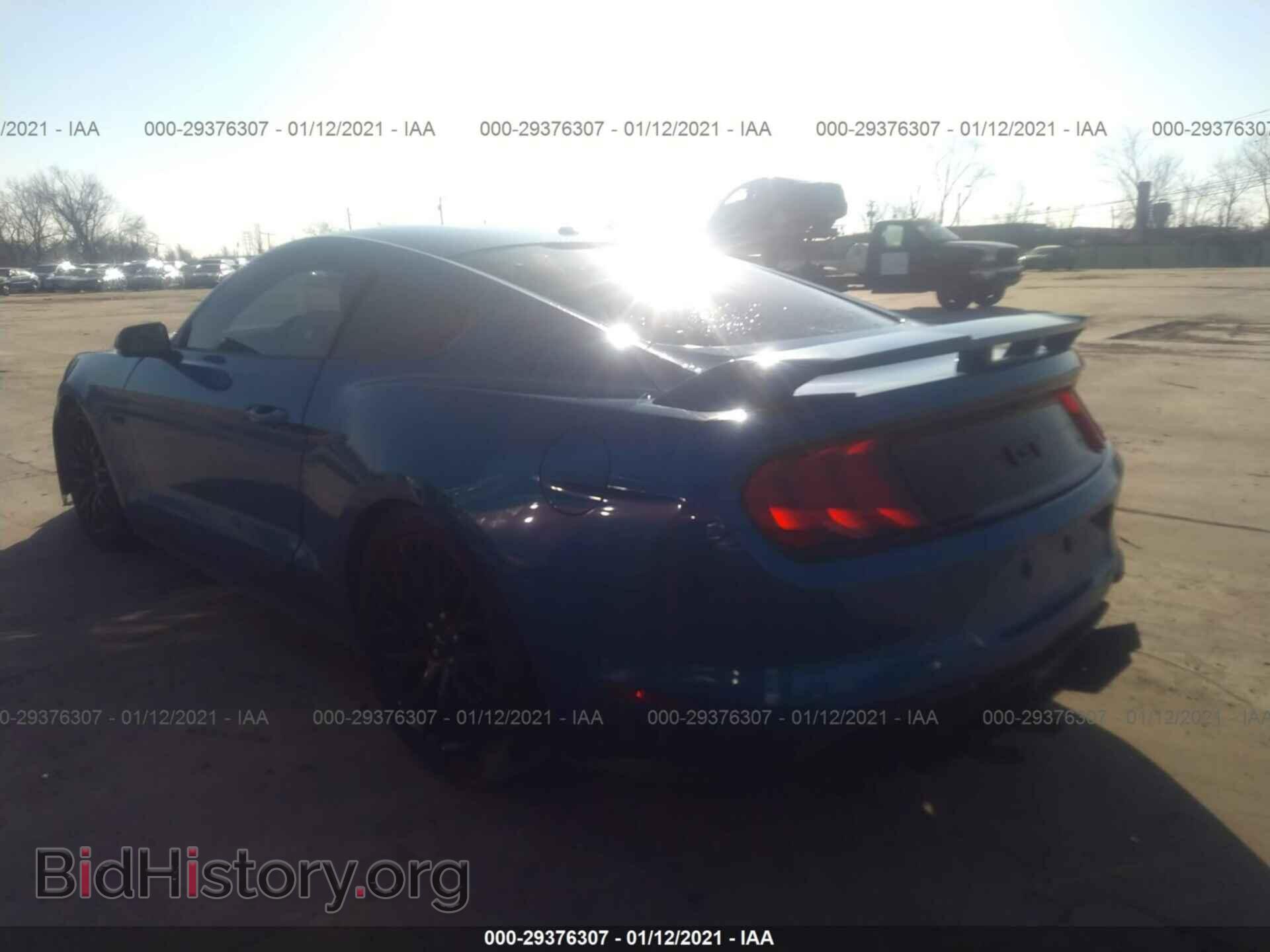 2019 FORD MUSTANG - VIN: 1FA6P8CF3K5185063 - Фото 3